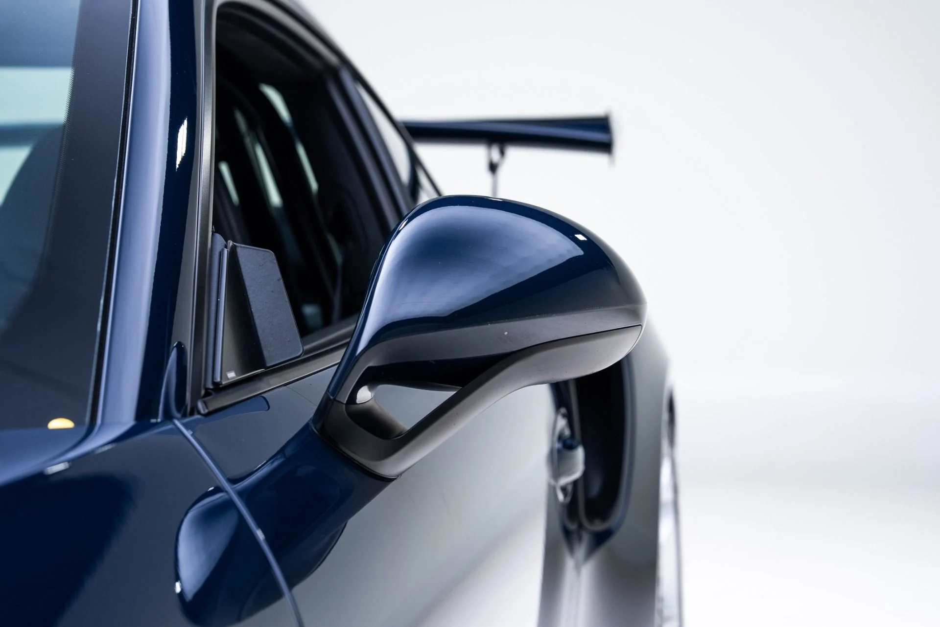 mph014_1917257140_Used_2016_Porsche_911_GT_3_RS_1774462832_d4ad00682f