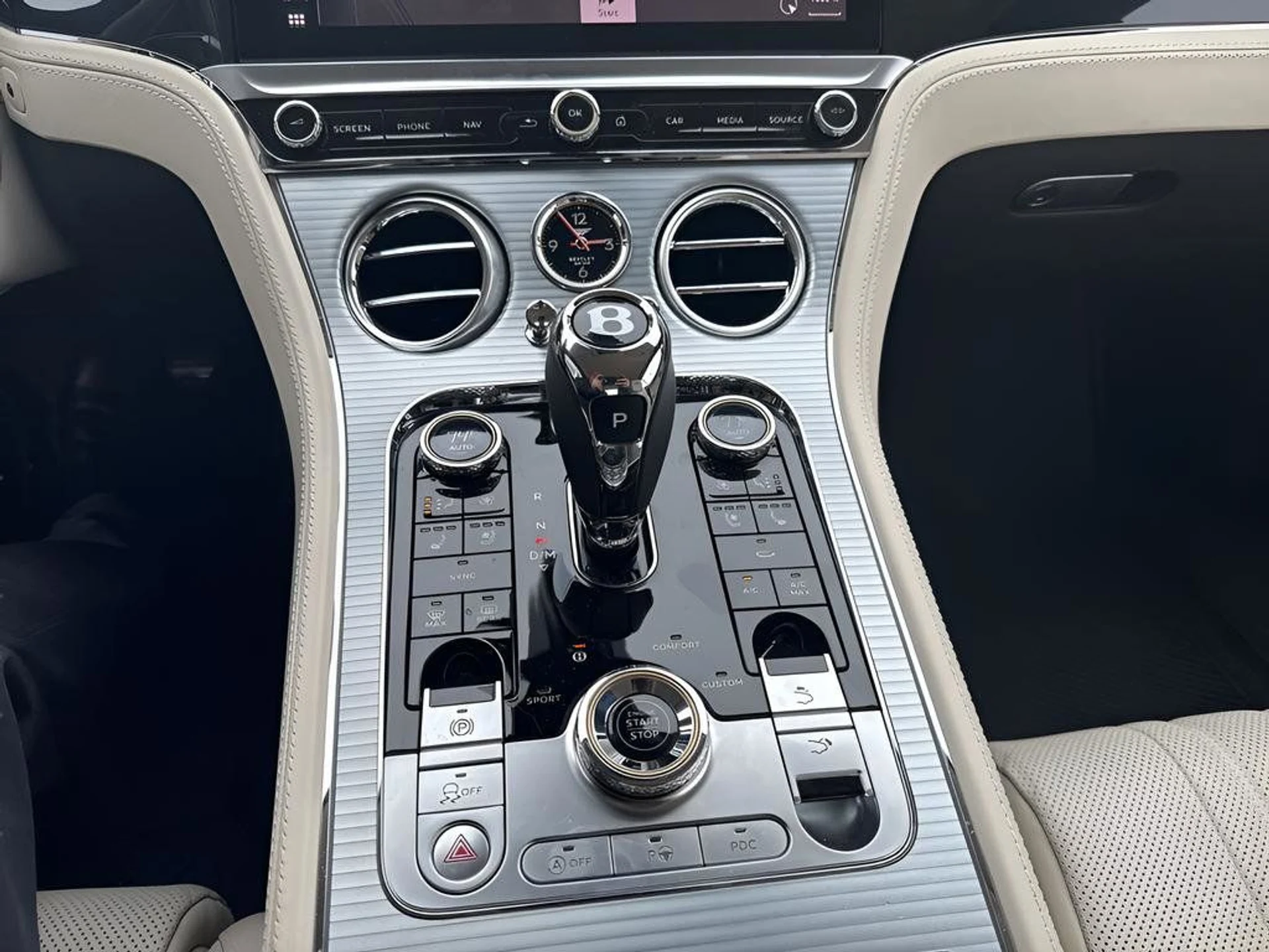 mph014_1918645059_d98aa67e2ace433da47283577a905908_6afcbb6ce4