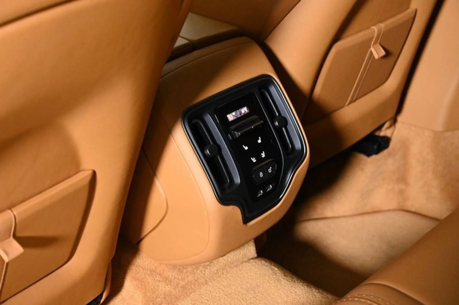 mph014_1919610072_8be9a5a75953d6bffd24dc153afd0b0d_1138fd319d