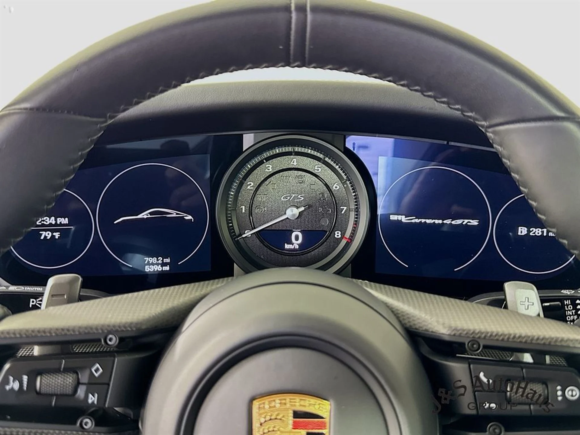 mph014_1920565900_qncnxo2meux9hwvd7pq3ekjf3f7s_18f04b9aff