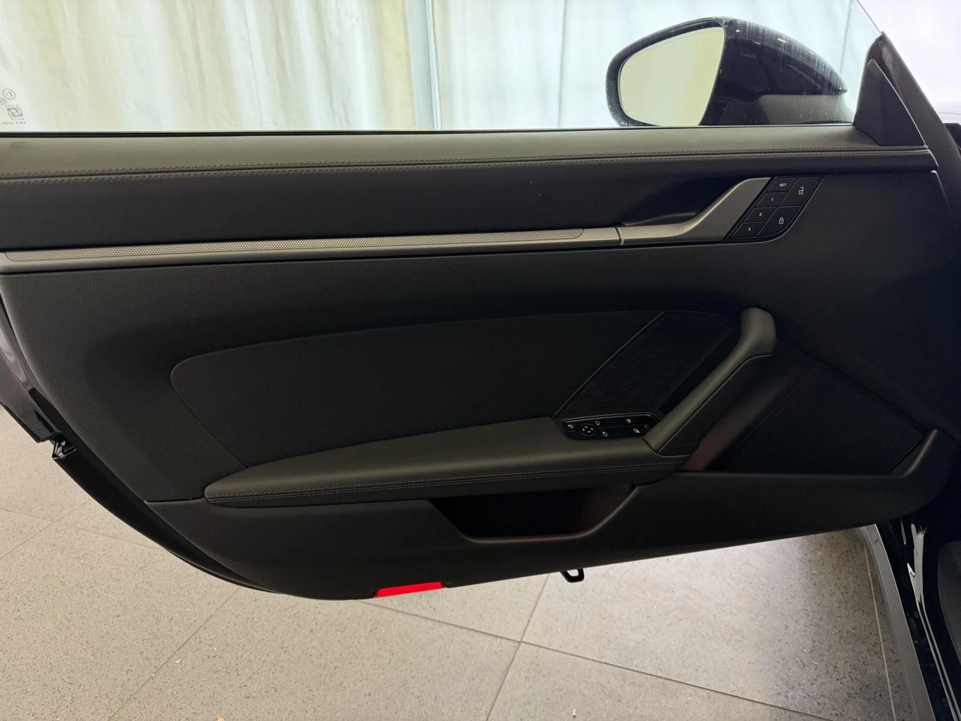 mph014_1924992421_0d5adab43e9778e97915c30c4aaa653dx_9012b2fabc