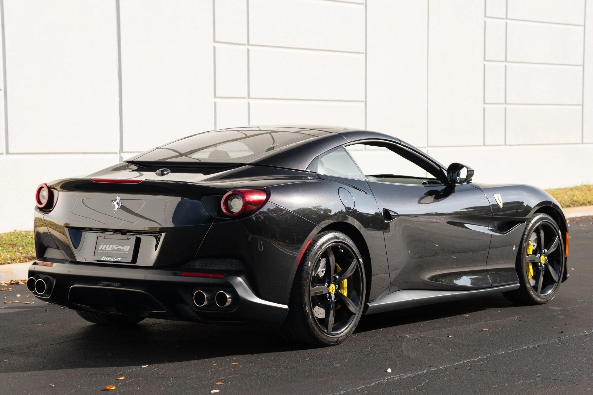 mph014_1941278507_Used_2019_Ferrari_Portofino_1771532696_811ac21ae2