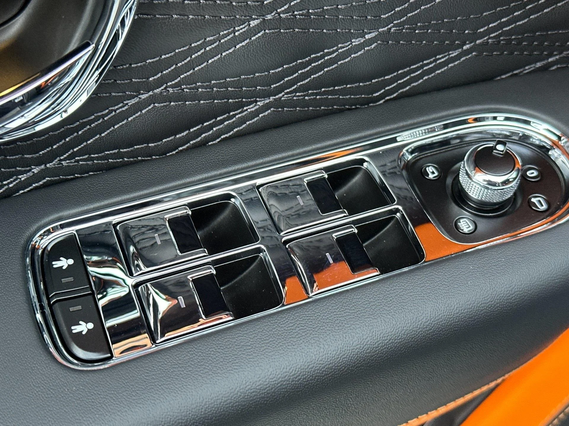 mph014_1946049439_New_2026_Bentley_Bentayga_Speed_1766589045_4fdfb3d8e7