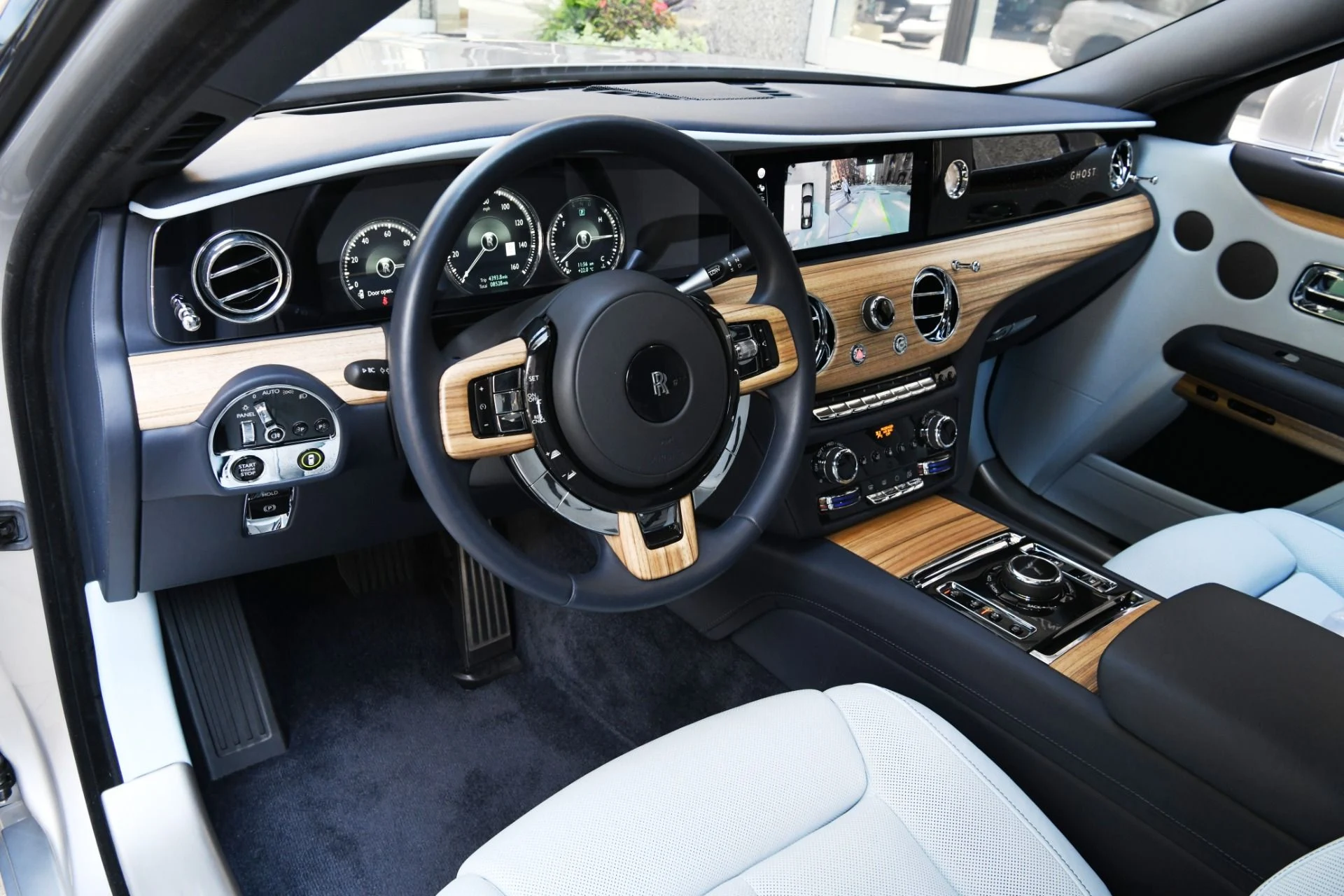 mph014_1953303108_9517_p16_l_de3a853832