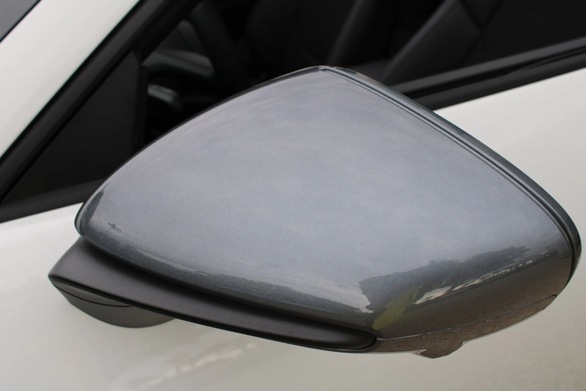 mph014_1954661566_c90cb2d2dc06415d89bd15567760cbfbx_261f8dea47