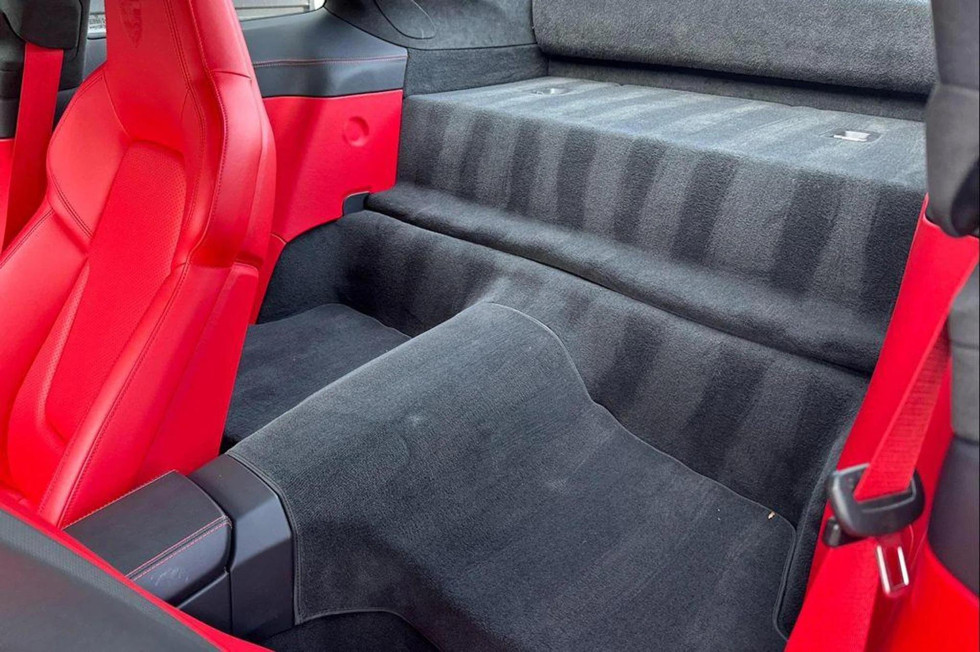 mph014_1962239548_FUELJ_Ai_Kh_h_Xg_E6j_I_Tm_X1_C1_Fa_XQ_55414067b0