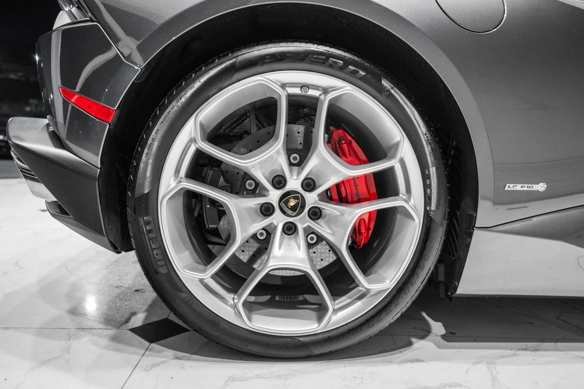 mph014_1966010192_Used_2016_Lamborghini_Huracan_LP_610_4_Spyder_1773071752_8cd2d1dcdc