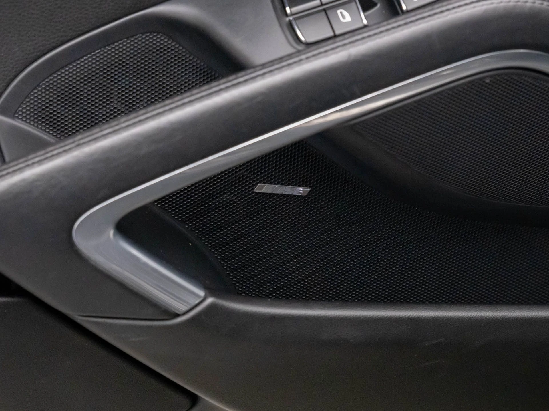 mph014_1973198629_11a2cdf196d757964ed3ae6b8647d1e2x_a908a49c10