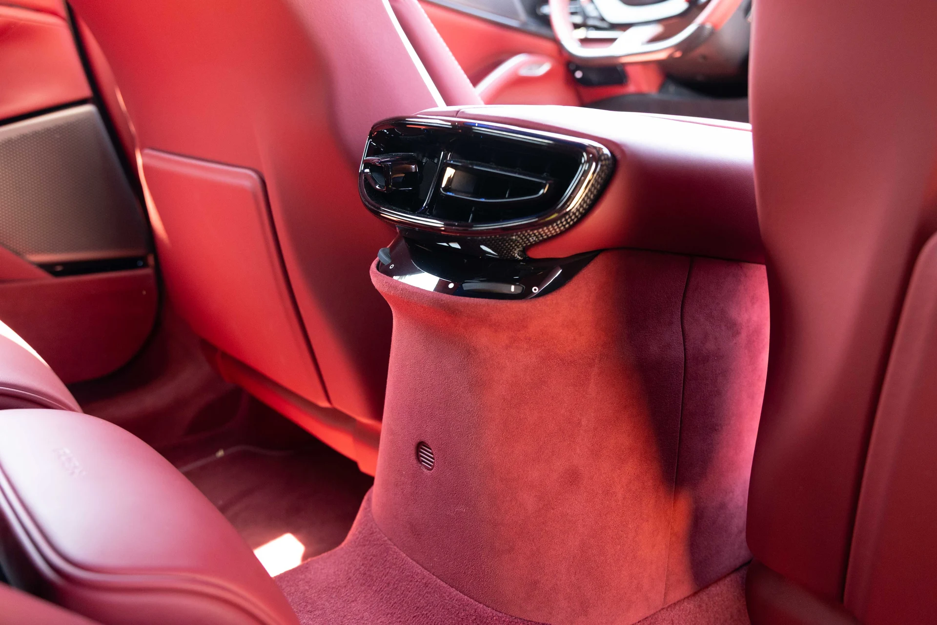 mph014_1975630839_0207e1c9e3c1d844900b9f21bafbd5ae_0d0dd0be56