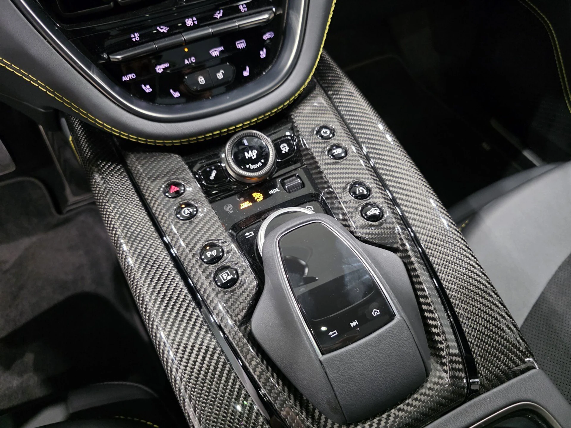 mph014_1977851035_452ed13bca9c6d127038b807fb2714df_1d92efabe9