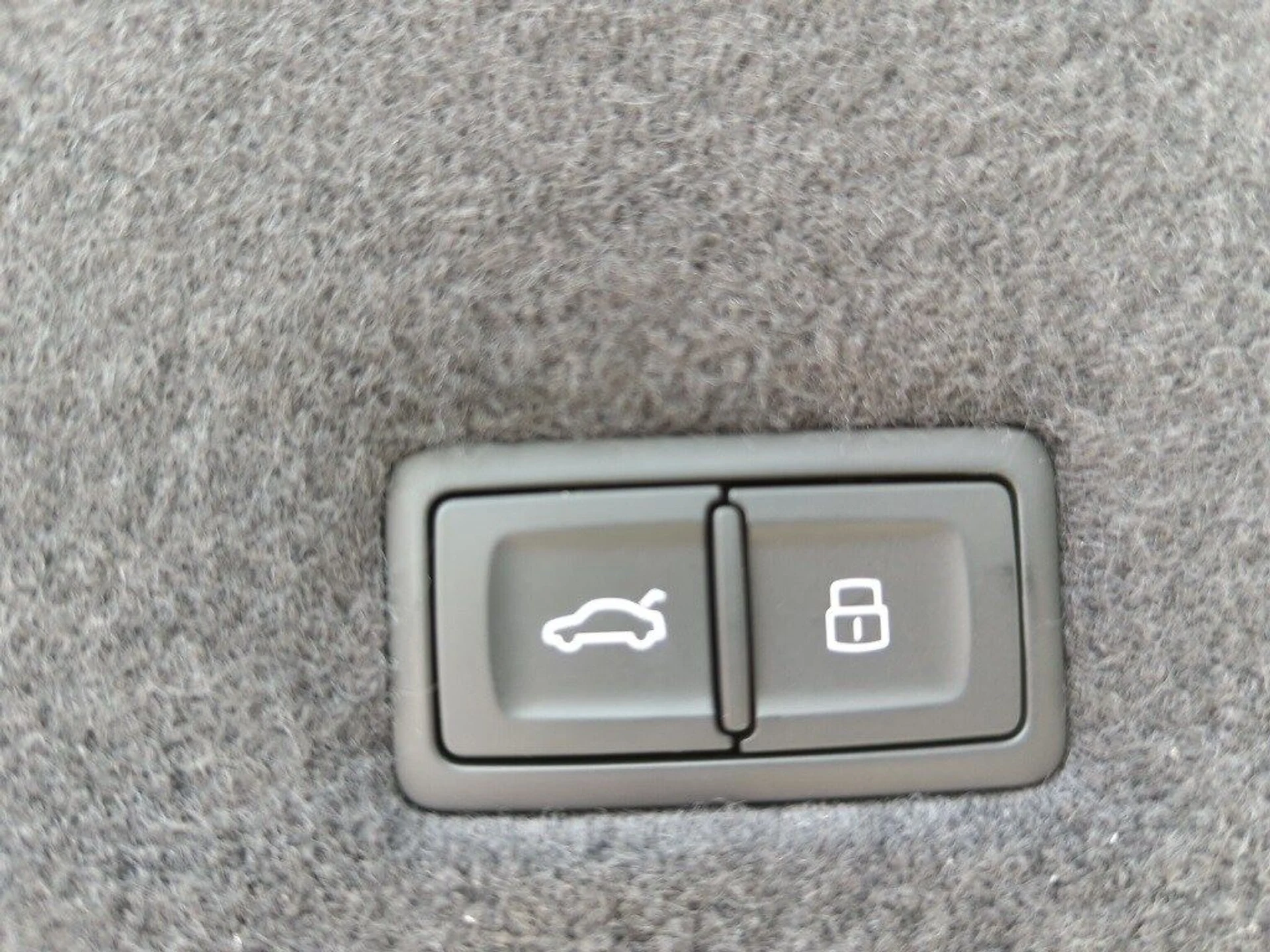 mph014_1981637827_738cd5828301abf01d687a4f82fc05a0x_39b5cb0290