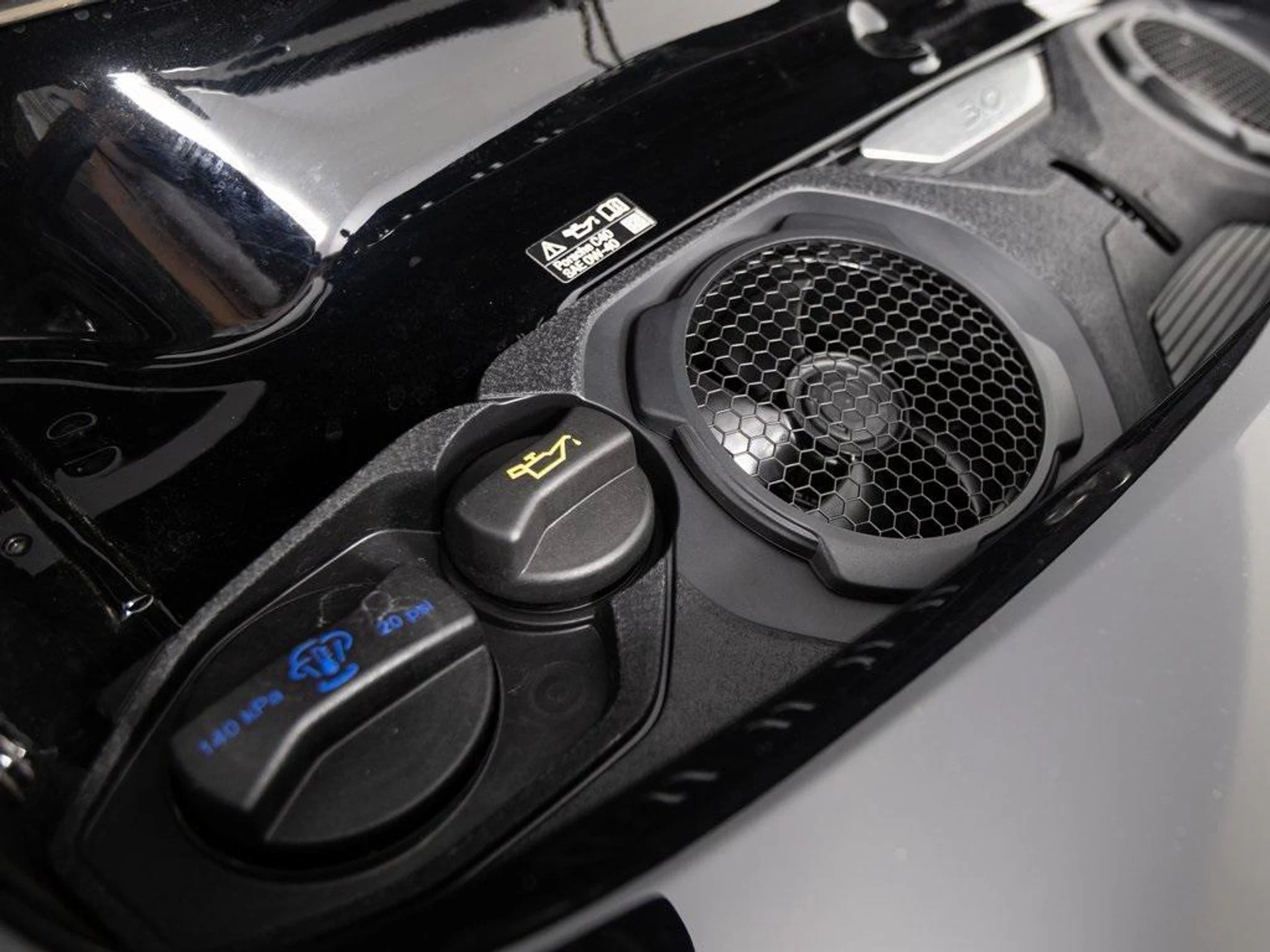 mph014_1982358549_c_Jv8_Sv3_Hh_UE_Agv6o7d_l_G2q_Rxx_I_6cde6812f8