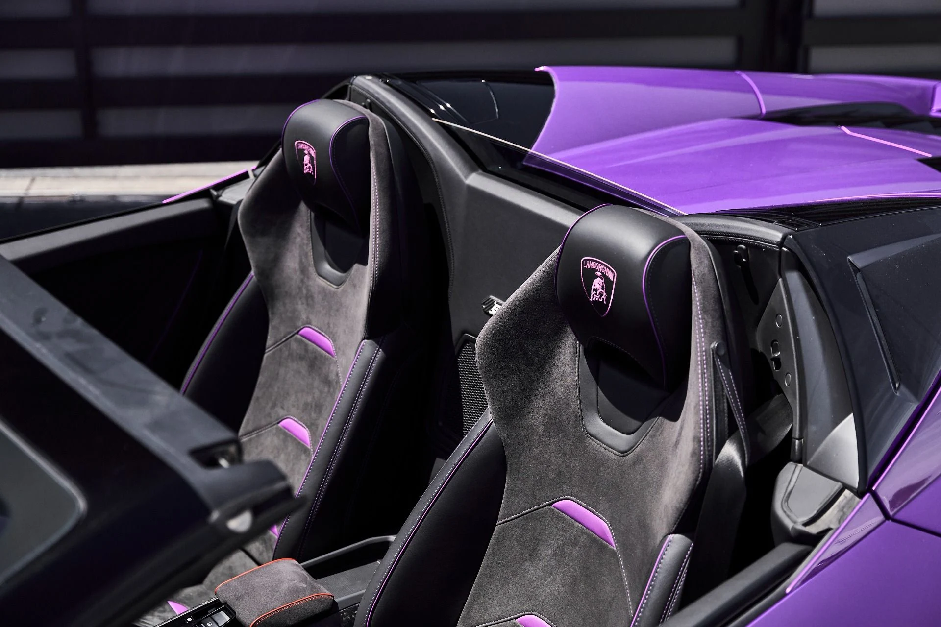 mph014_1983123827_Used_2024_Lamborghini_Huracan_EVO_Base_1776733841_1cddaf6891