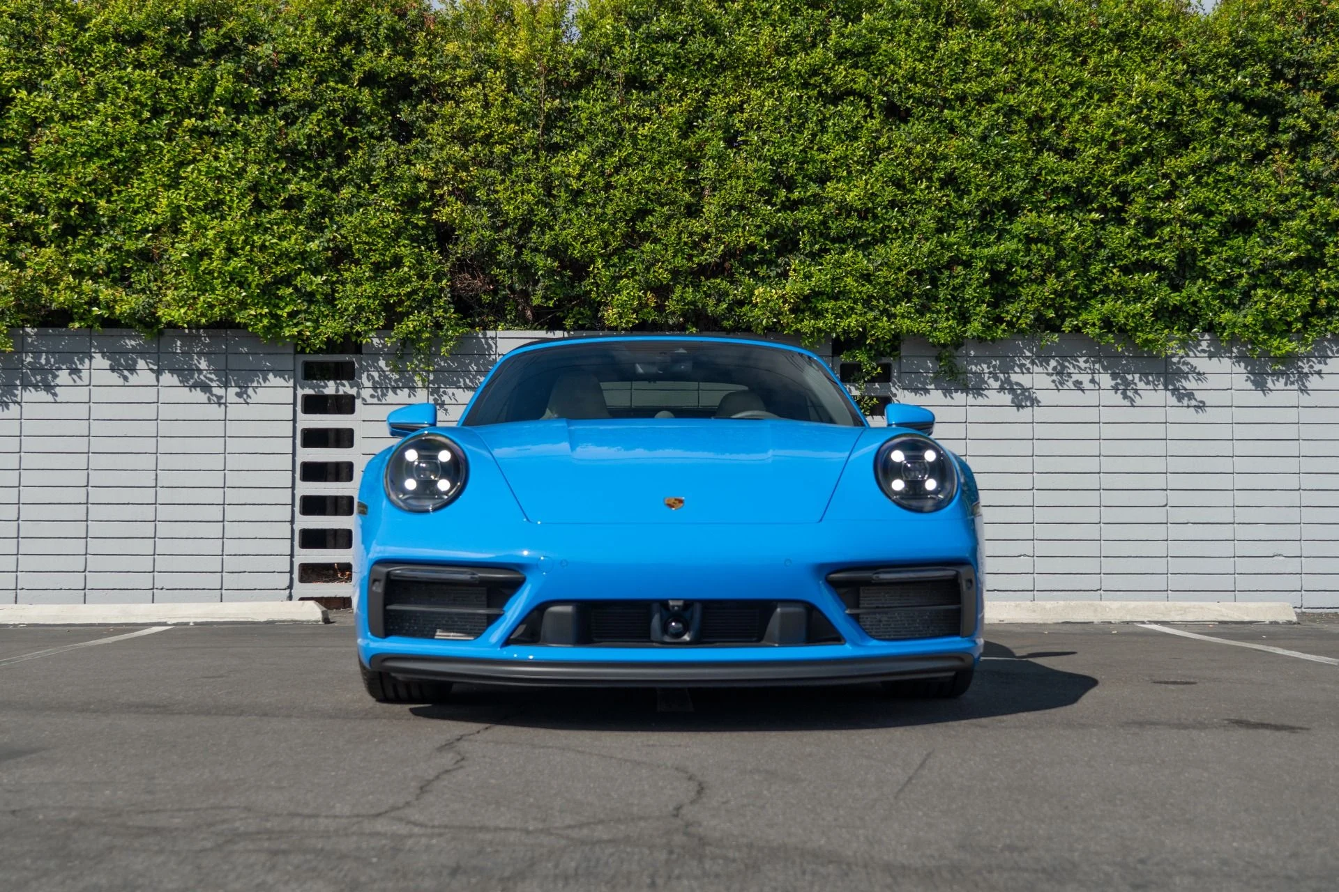 mph014_1983262160_Used_2023_Porsche_911_Carrera_GTS_1759352953_40e53bdc68