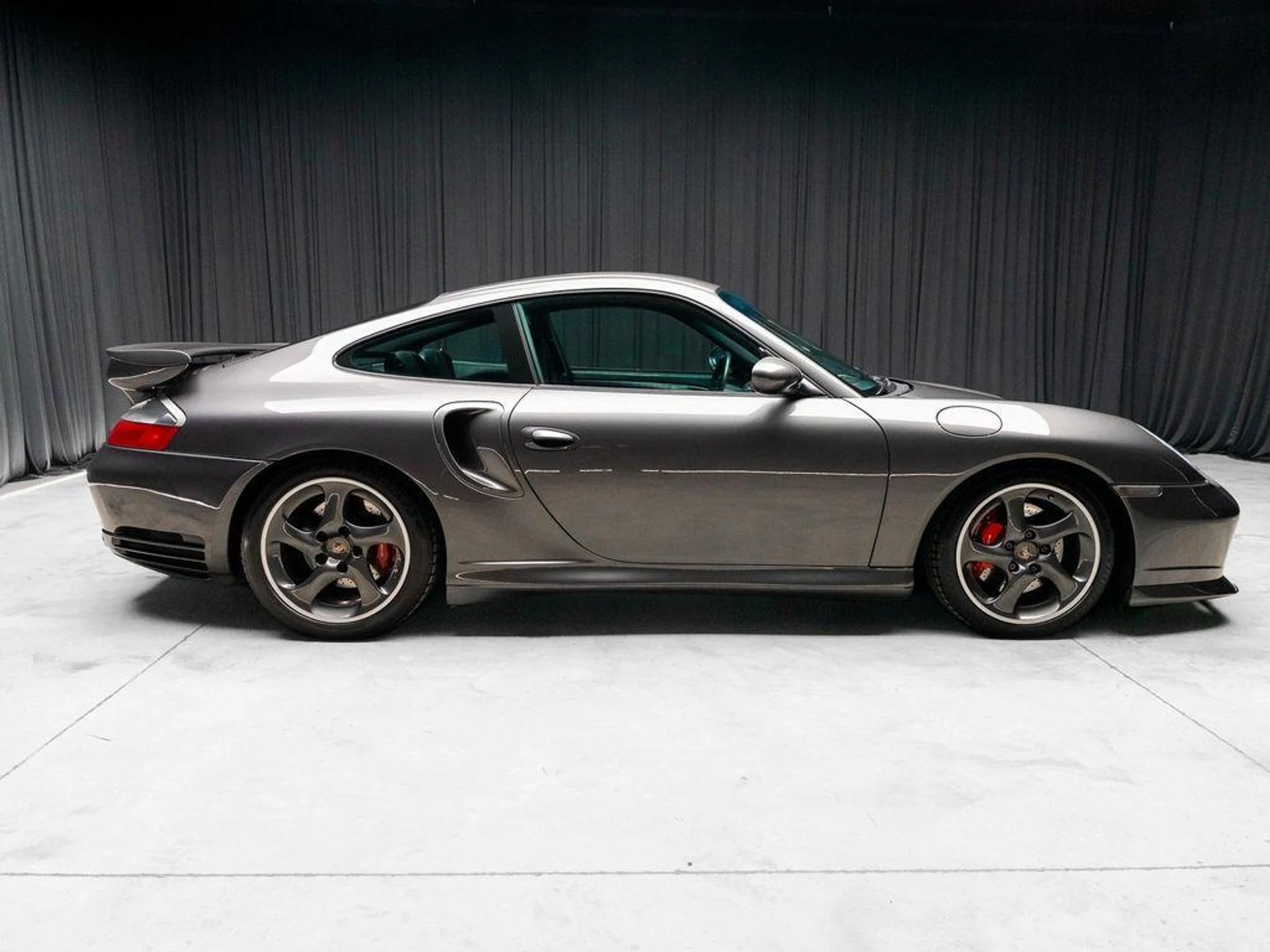 mph014_1987005890_d_Uhz_p_6m_IJJ_6b_AM_9_IDB_Gbn_QL_Bs_6b3fd22ae8