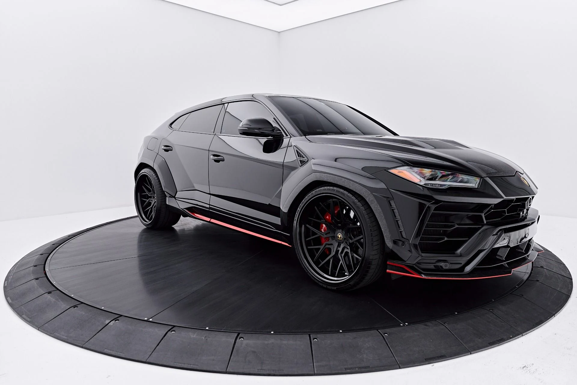 mph014_1987870179_Used_2022_Lamborghini_Urus_1788219525_d875b4931c