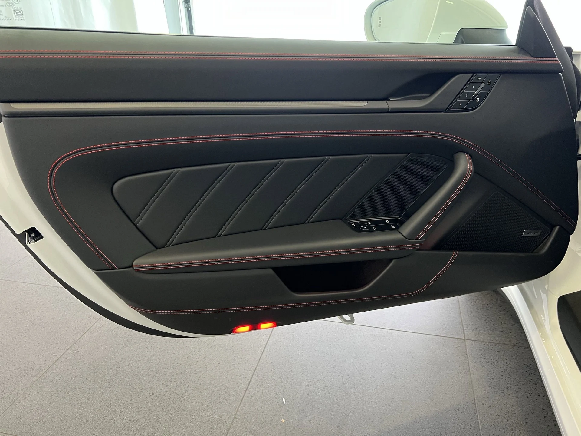 mph014_1989336053_e6d787052693e967b71ea9575d8d4a20x_5882b84b8f