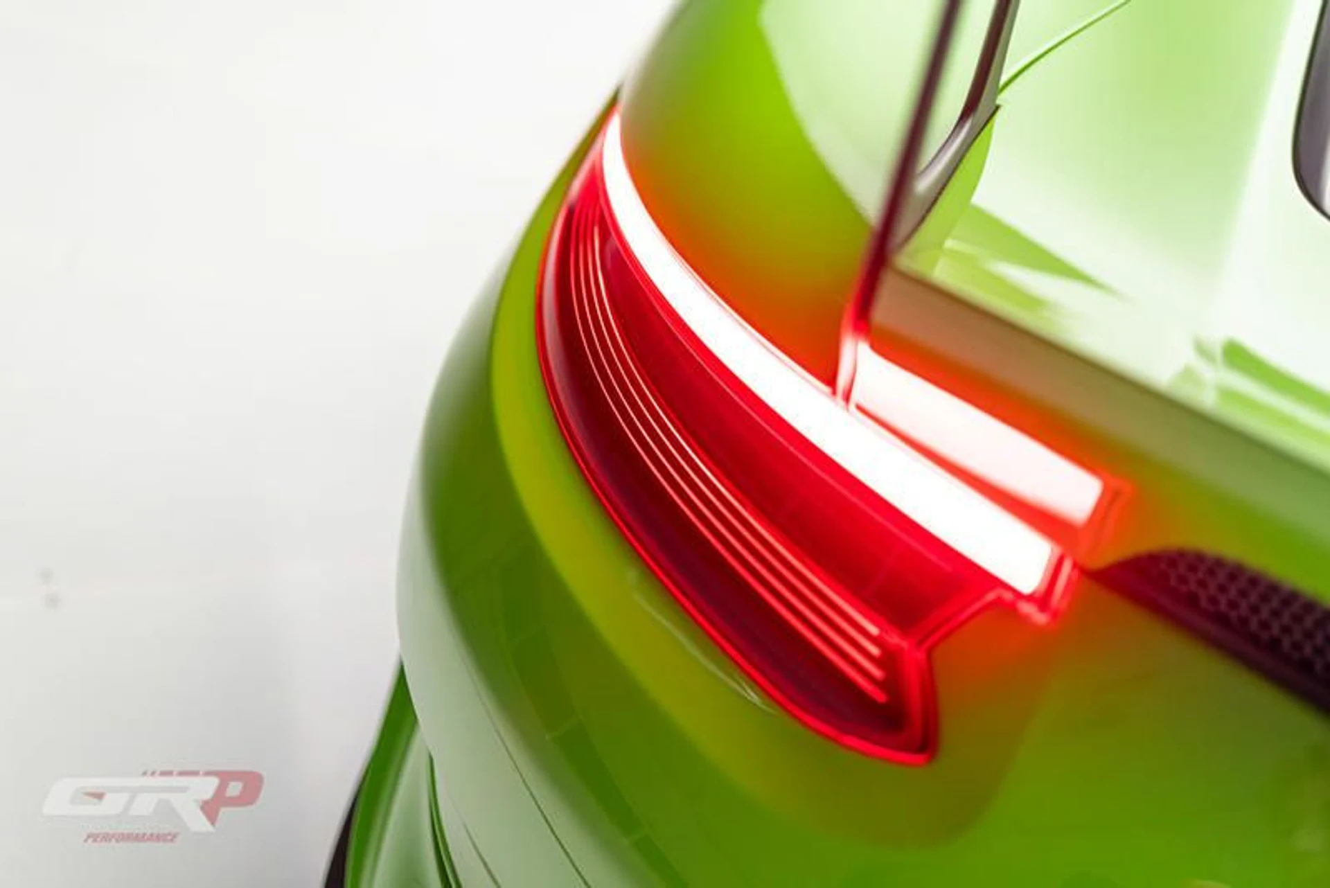 mph014_199286099_B0_C30_C7_D_2_EFE_4181_ACFE_7056_F690_F66_F_2340485e1e