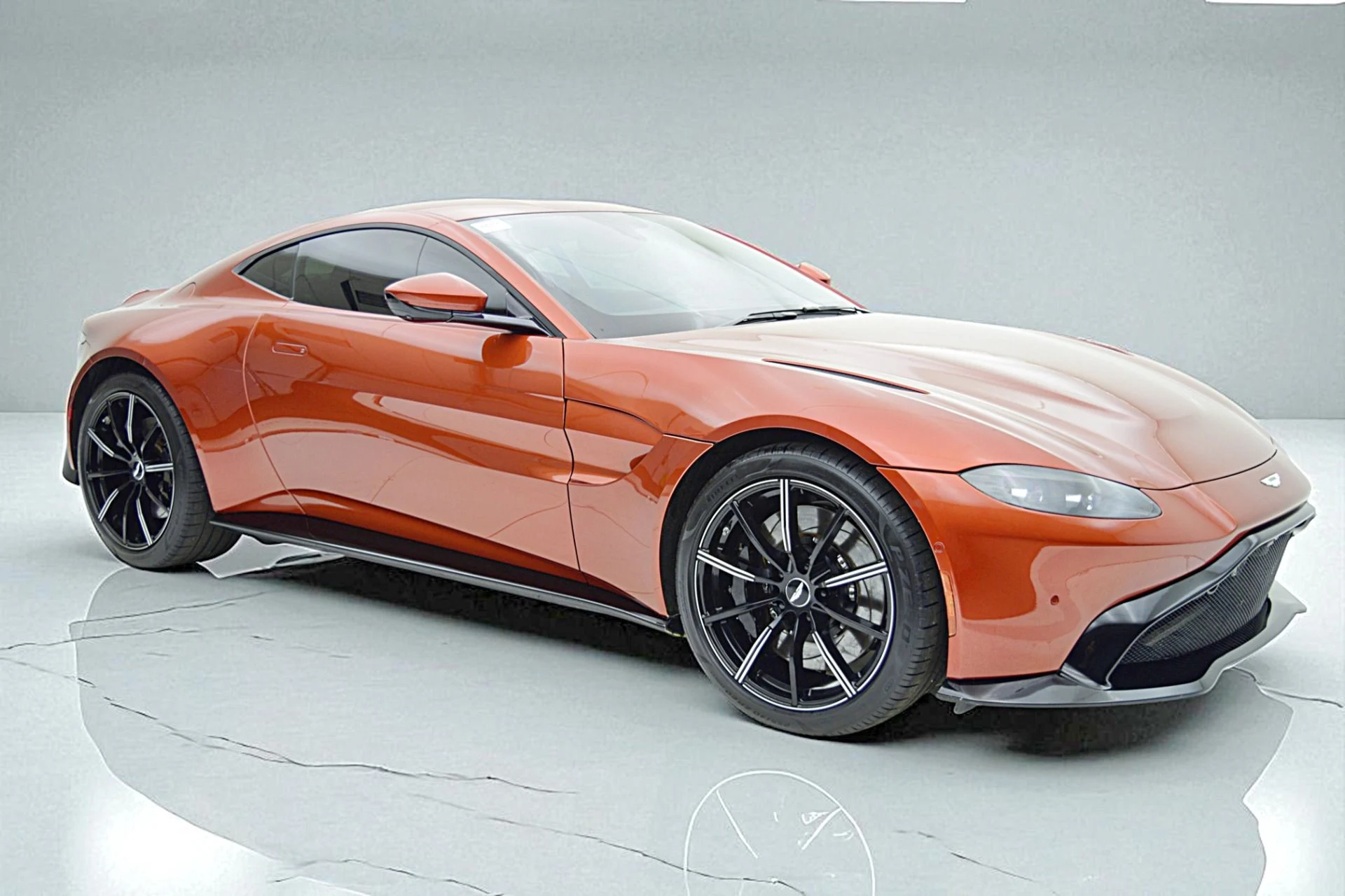 mph014_1997495295_Used_2020_Aston_Martin_Vantage_Coupe_bedeb4c8f5