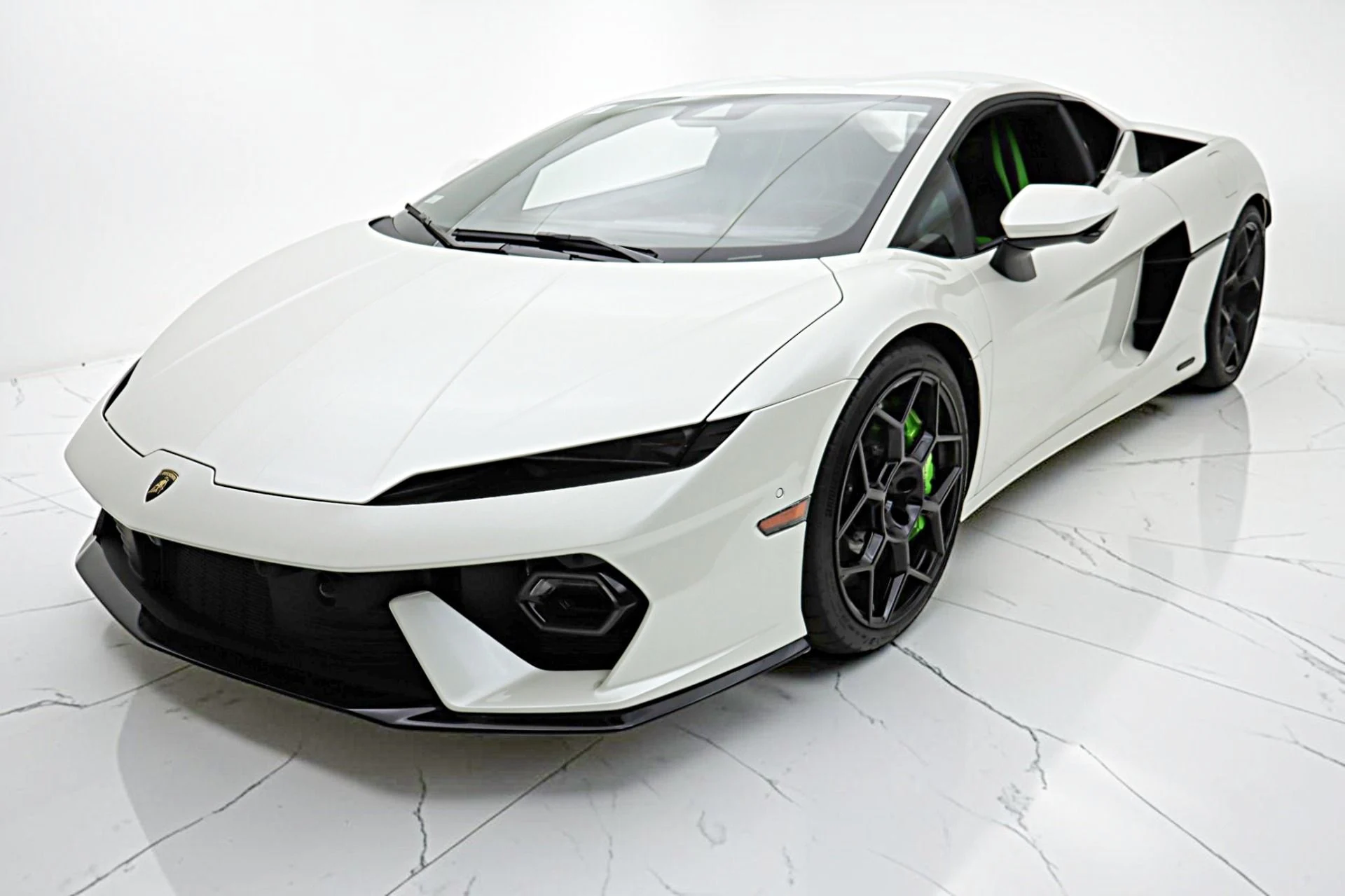 mph014_1997874202_Used_2026_Lamborghini_Temerario_LEASE_OPTIONS_AVAILABLE_311dc90756