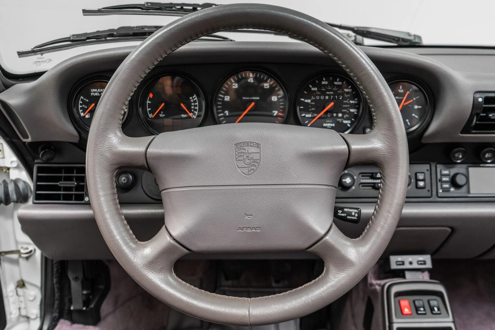 mph014_2011447684_Used_1995_Porsche_911_Carrera_1788212856_b11fdf64b2