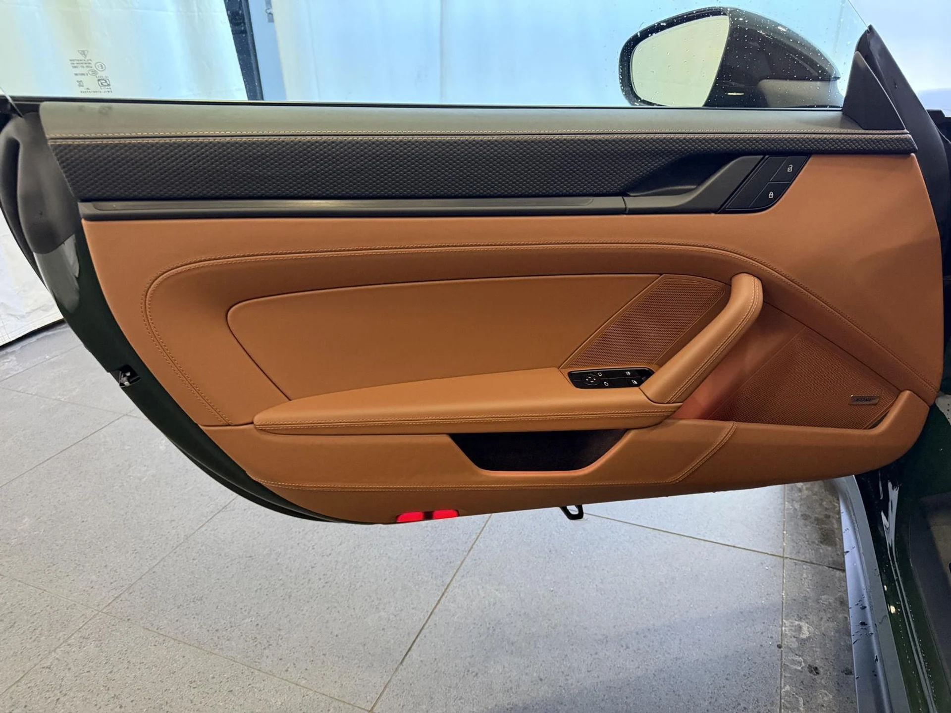 mph014_2019378144_a33bd5fb2e8b9ec277056f7aab4862e7x_40d3b1d667