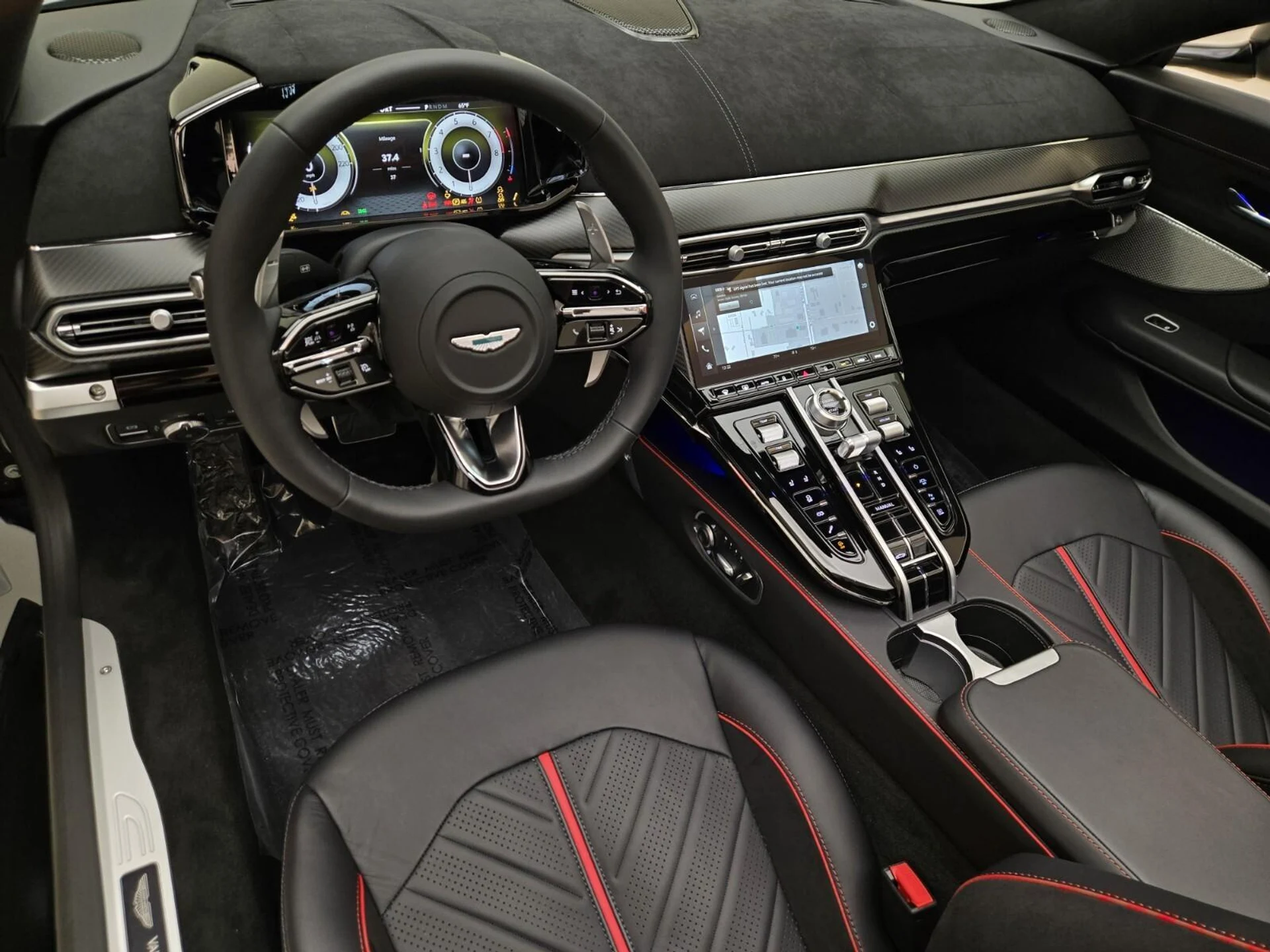 mph014_2019442362_New_2026_Aston_Martin_Vantage_1768889960_eae5279ffe