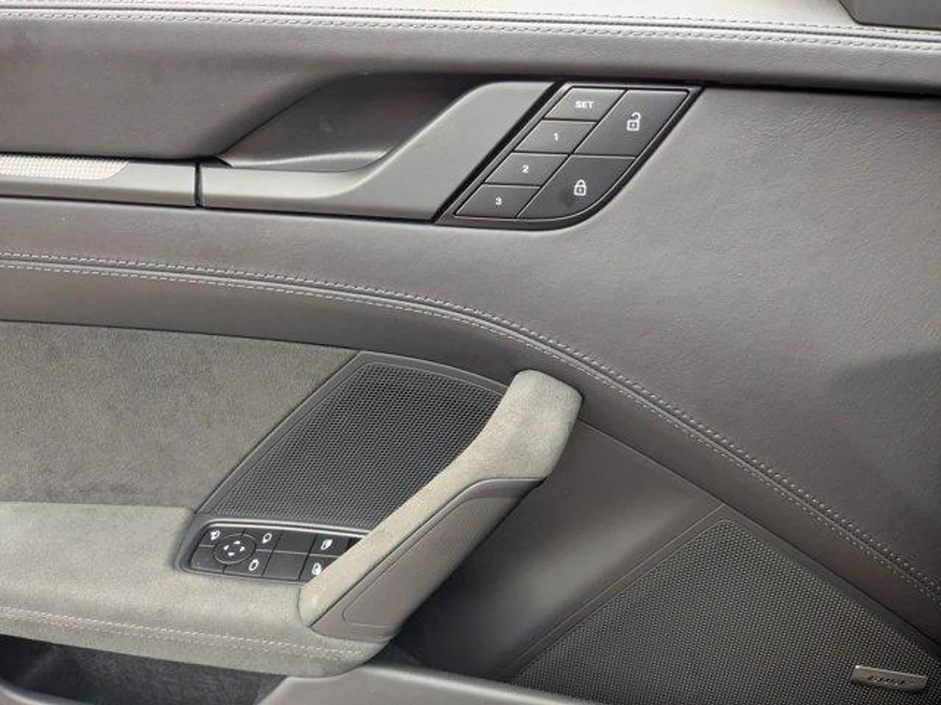 mph014_2020098247_JN_6_Rr_Zy_Yut5_Kp_N_Oww7r_M_Bb7rp_ZA_2812ca8289