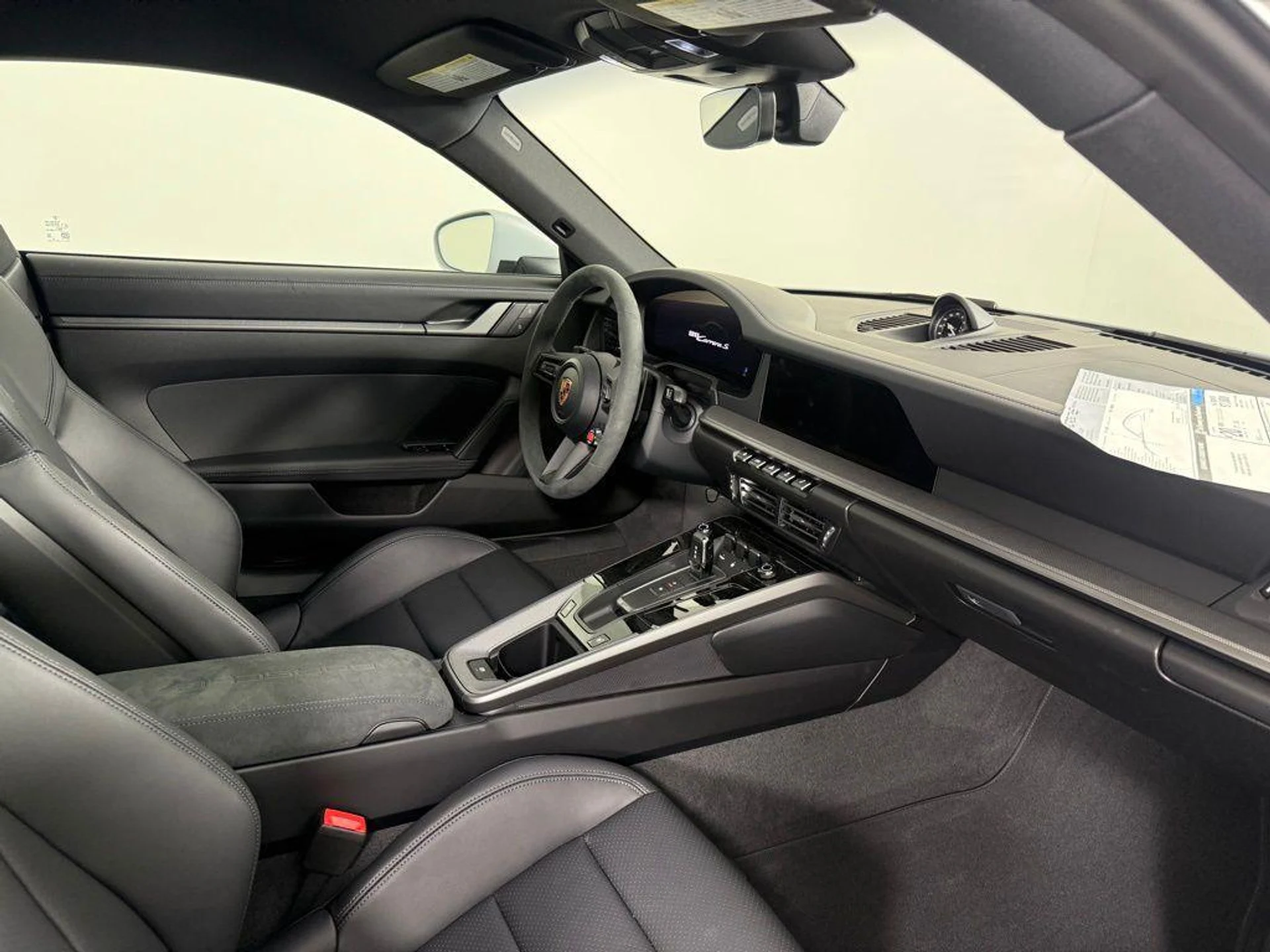 mph014_2026401609_XYX_Iz_C62x_S_Dg15_Z_Ds_O3_E_Ye_P_Qr1_Q_d6fdb9e318