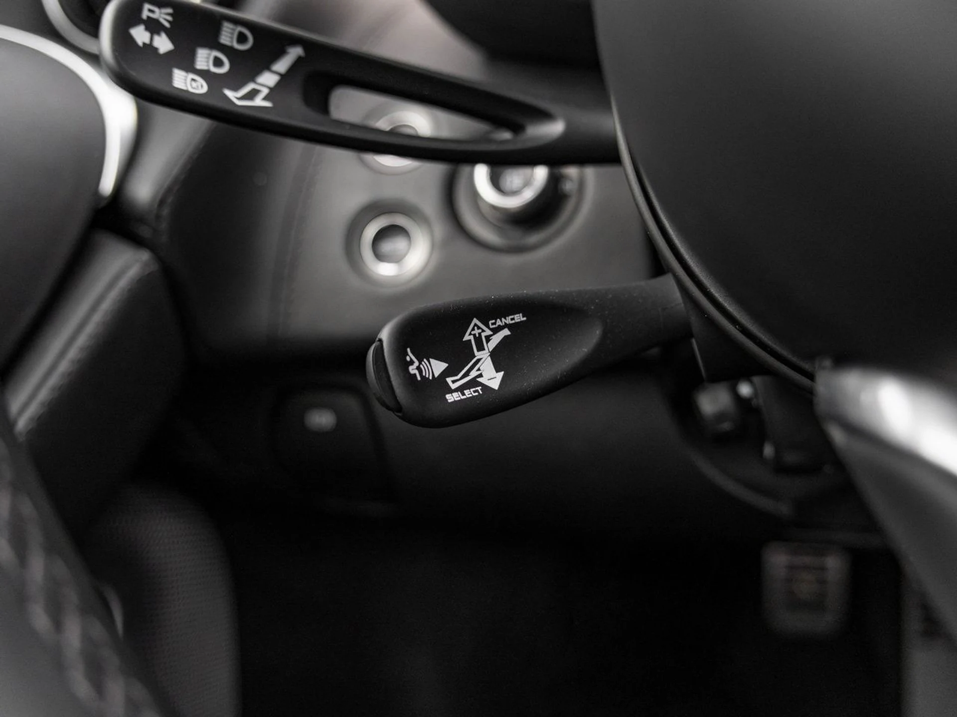 mph014_2033379775_e88d66ea4826bb3c76c78fff0c5ed03bx_efde22d88a