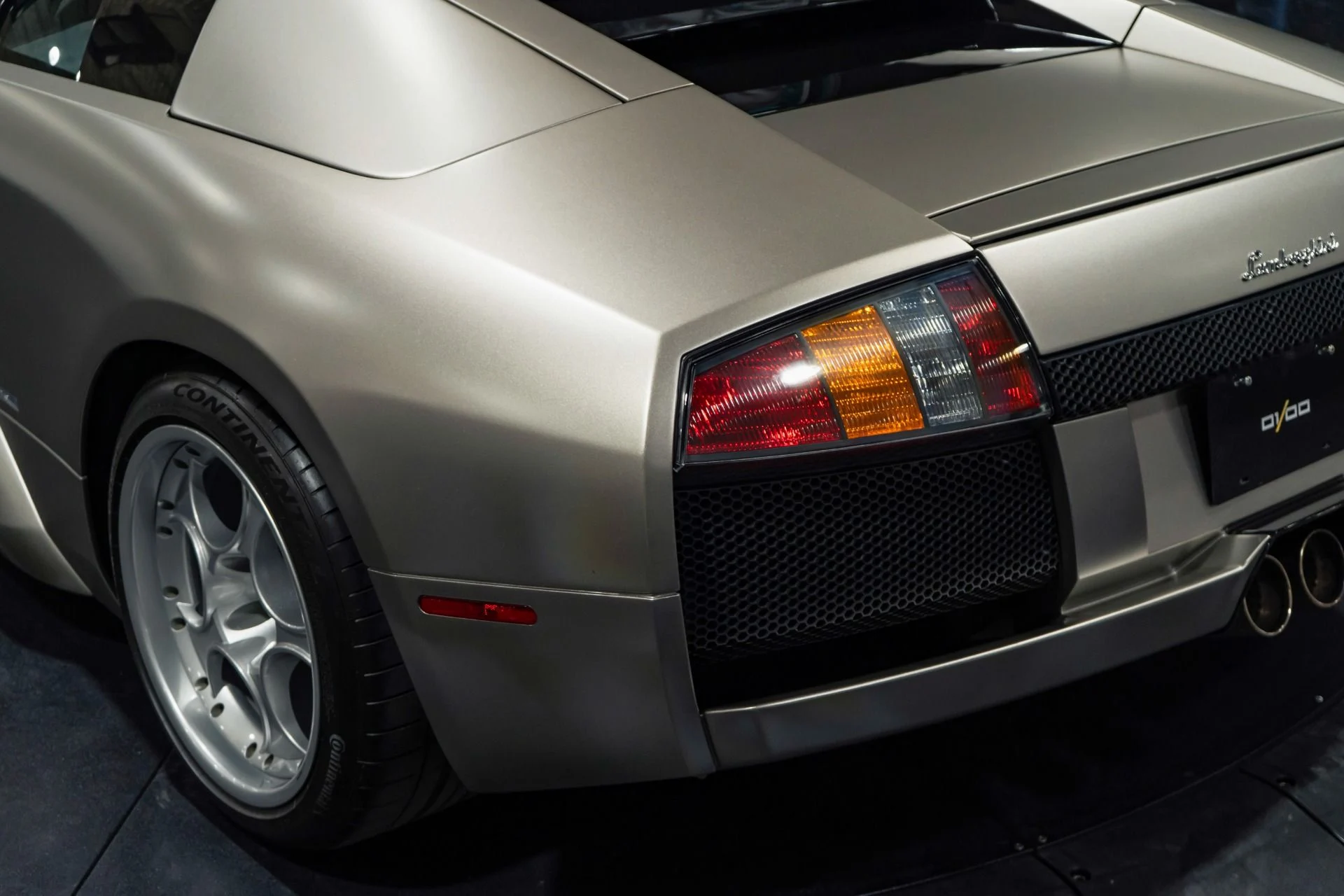 mph014_203376360_Used_2003_Lamborghini_Murcielago_1773687292_d498068321