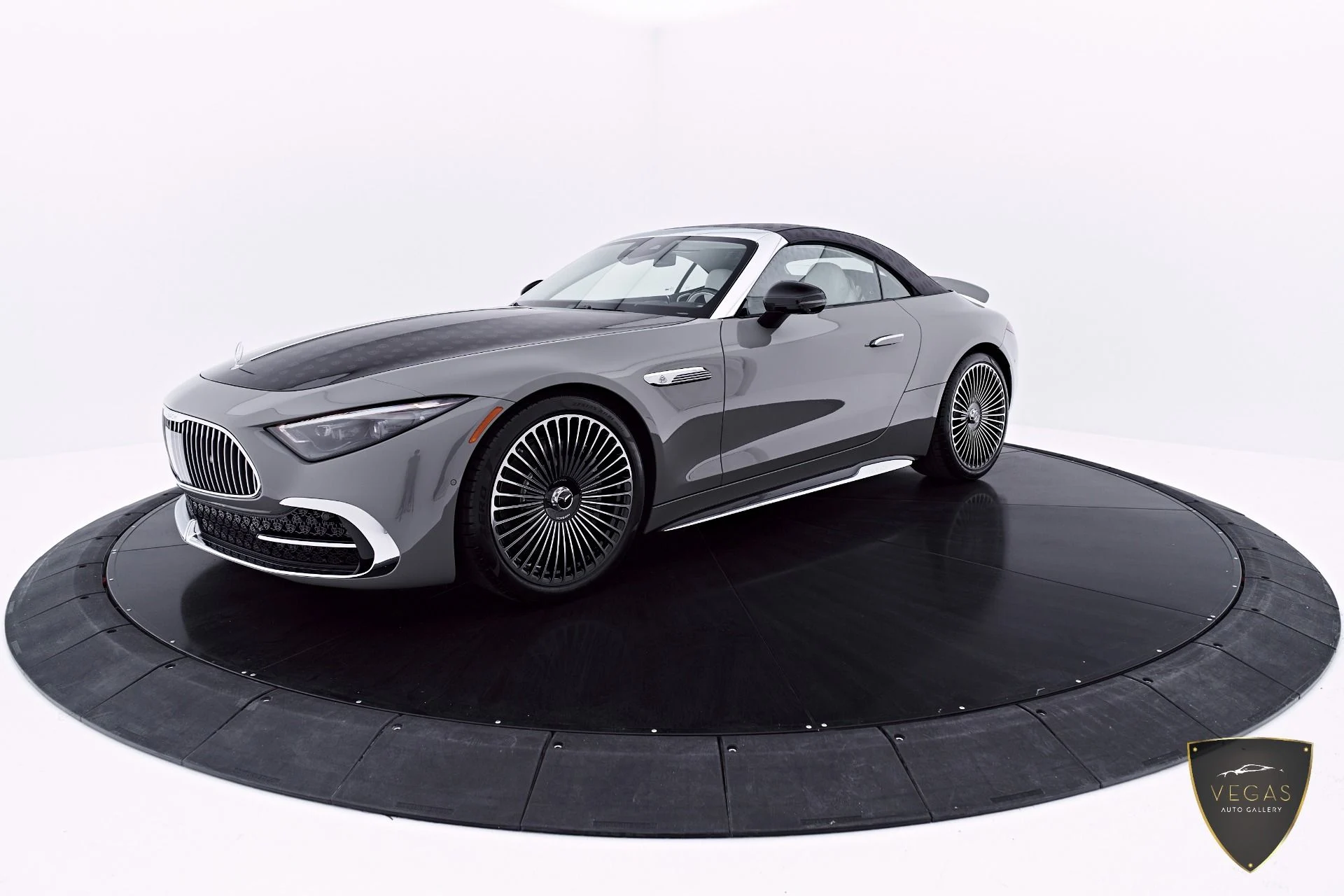 mph014_2036193711_Used_2026_Mercedes_Benz_SL_Class_Maybach_SL_680_1782236005_eb1a0a4ff8