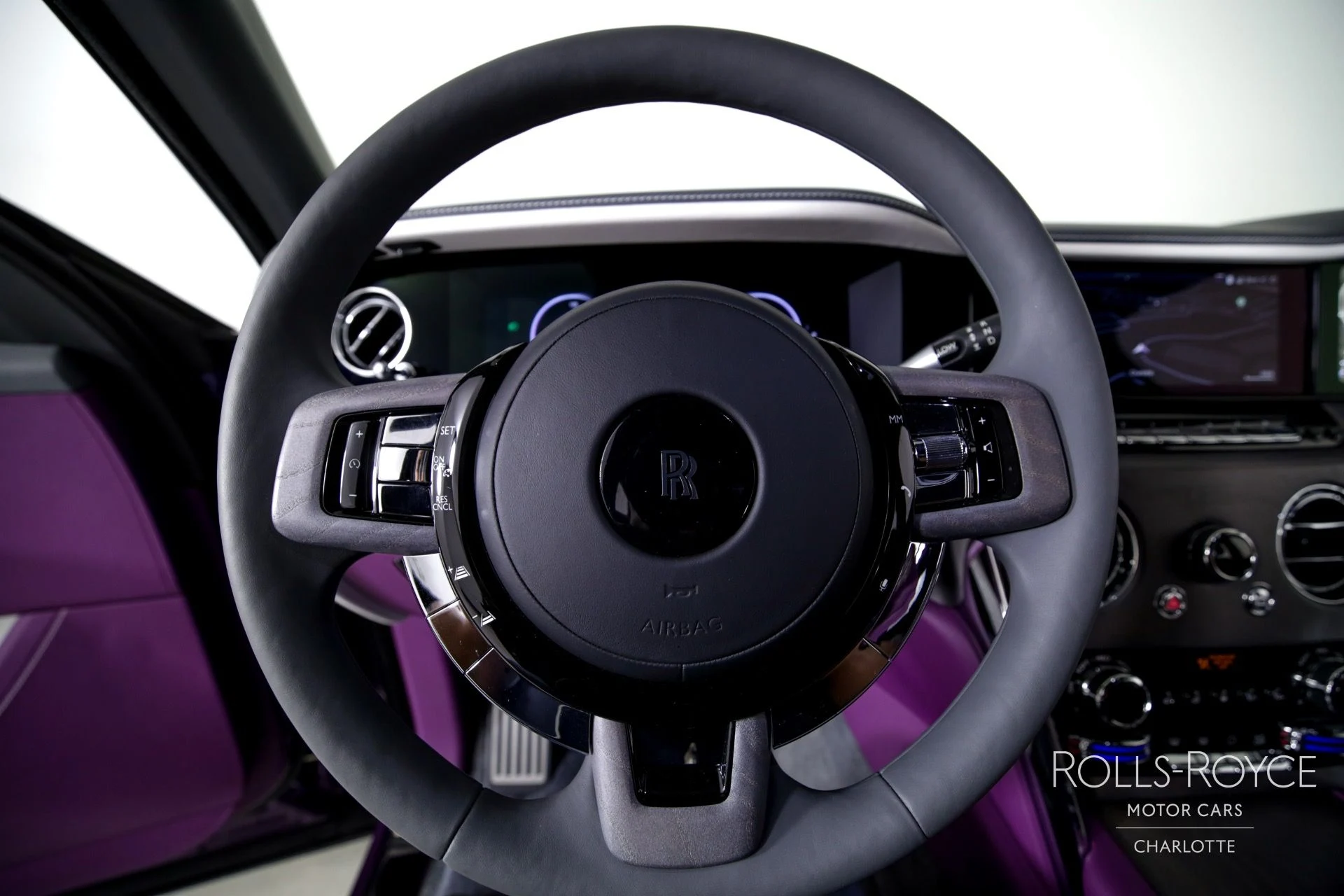 mph014_2037374148_Used_2025_Rolls_Royce_Cullinan_1748382671_6ea3413557