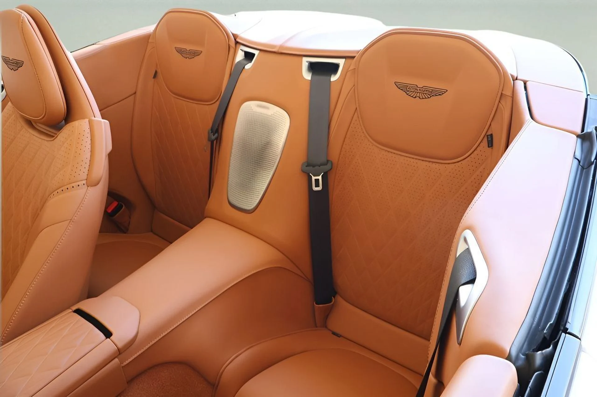 mph014_2043555544_15_6d4634dafc