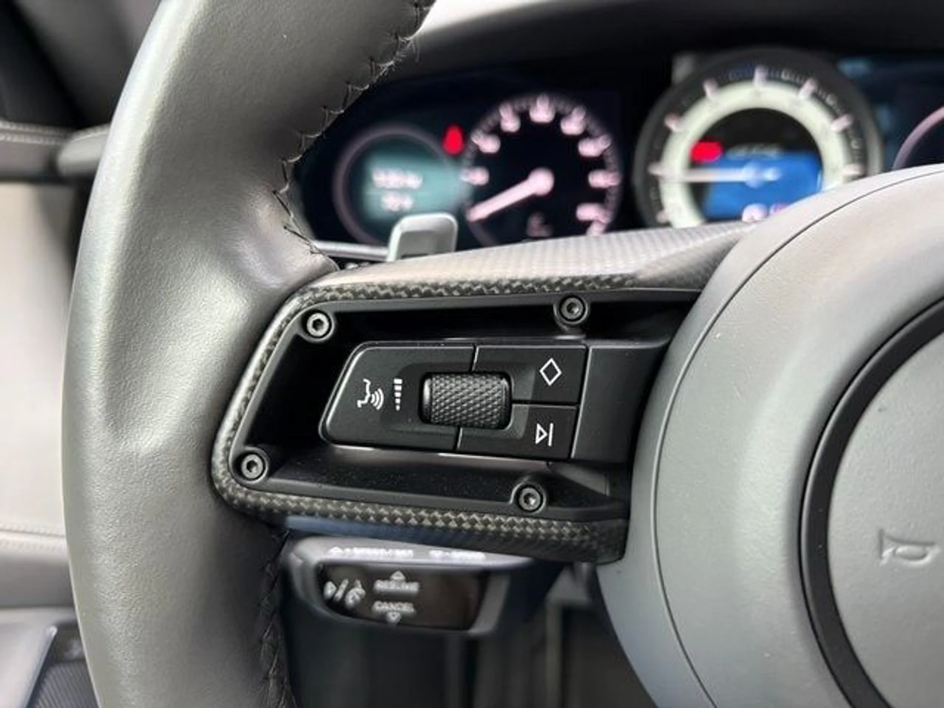 mph014_2054613622_26541262cf0b60e60d4d65631c72653dx_2a4d36beae