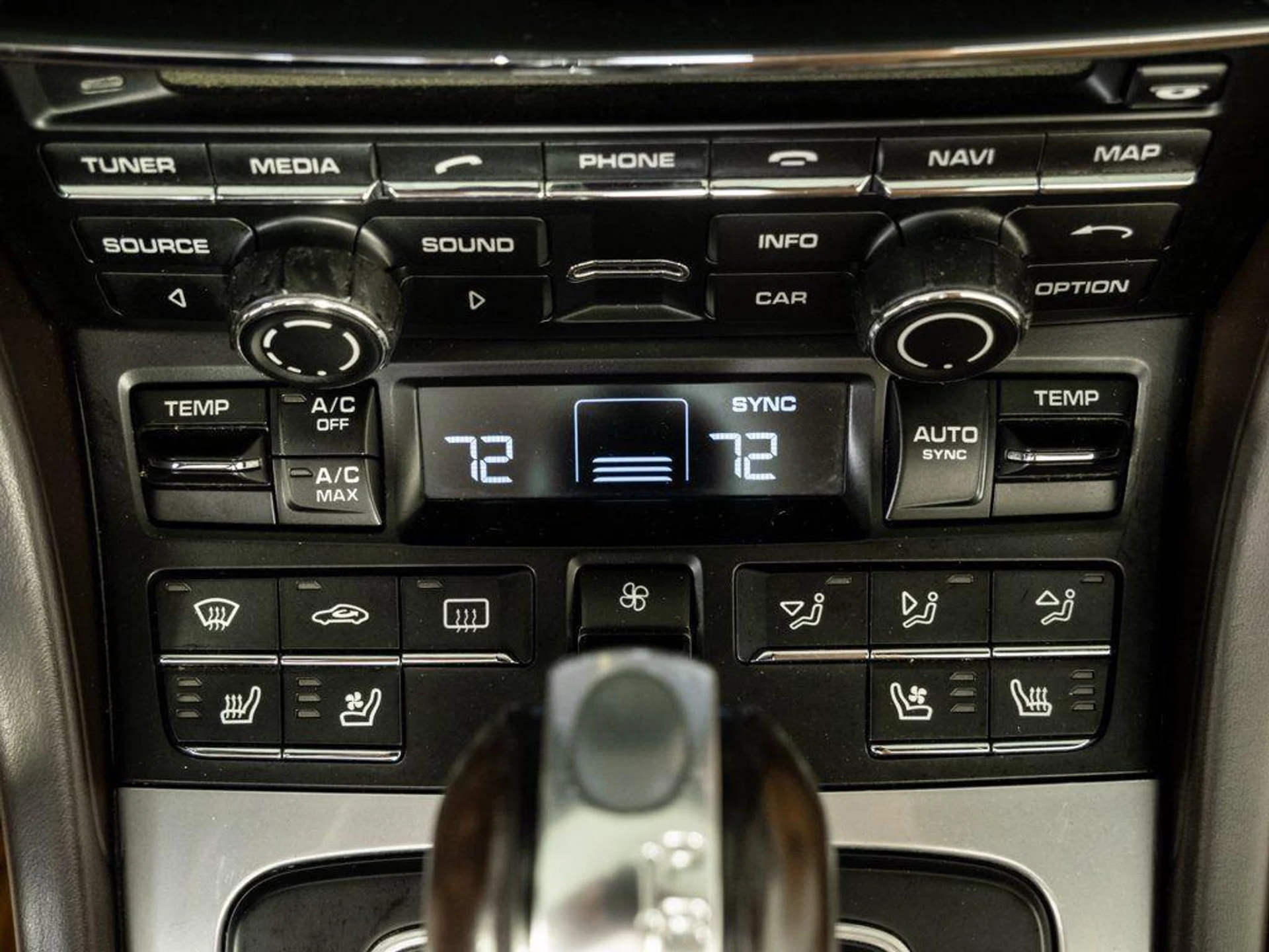 mph014_2055271604_IJ_Ml_RSH_Jpd40_Dr_T_Eu_Jz48s_Bx4_Eg_750d8d1045