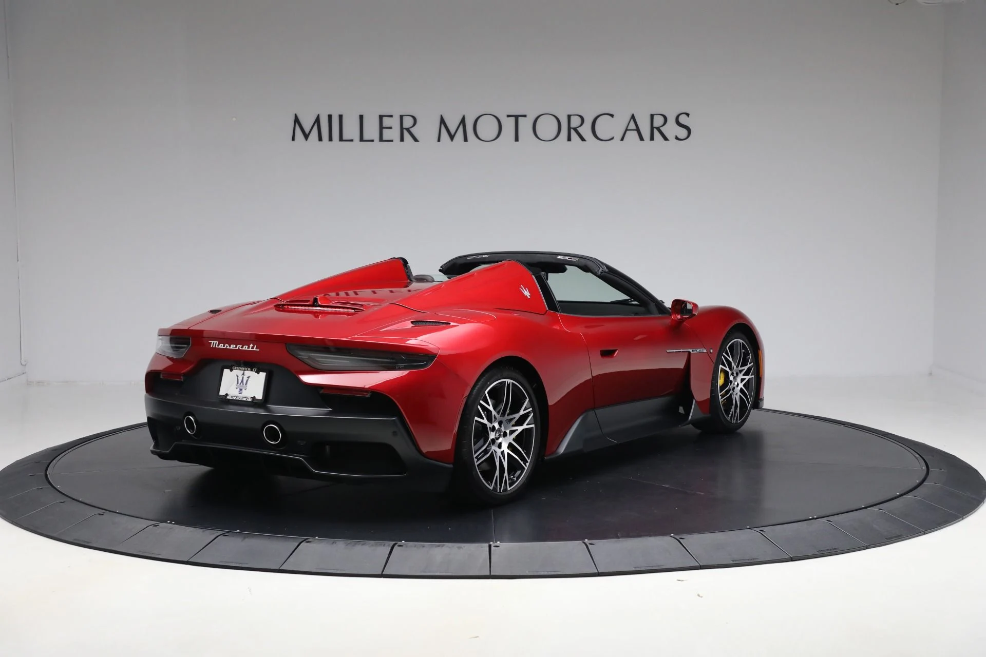 mph014_2058525909_New_2024_Maserati_MC_20_Cielo_cb19b2534a