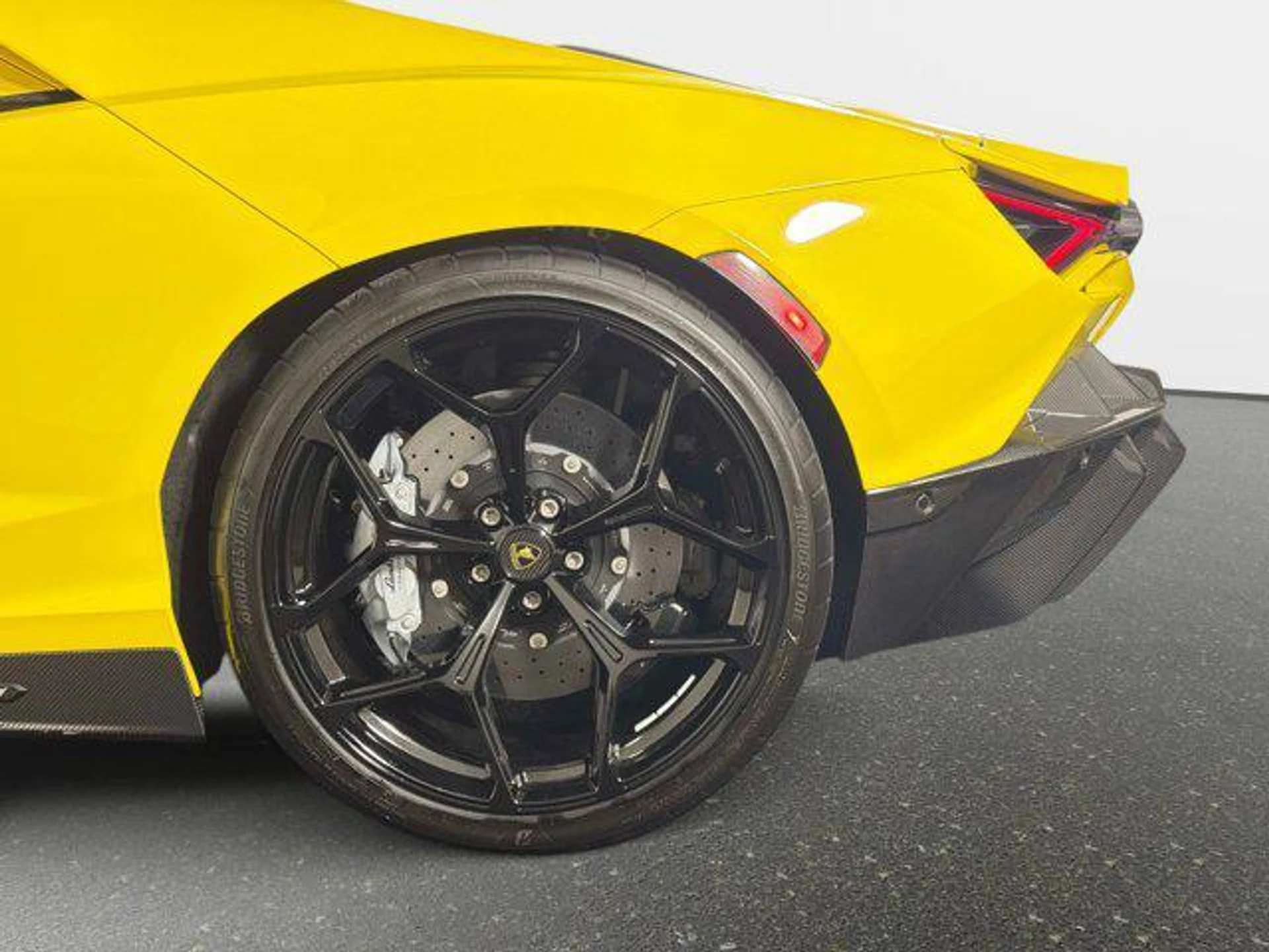 mph014_2063807450_g_B_4_Ux_Ad7ew3_Ykx_VWDE_9h3zx_Y_Rk_b14352e28b