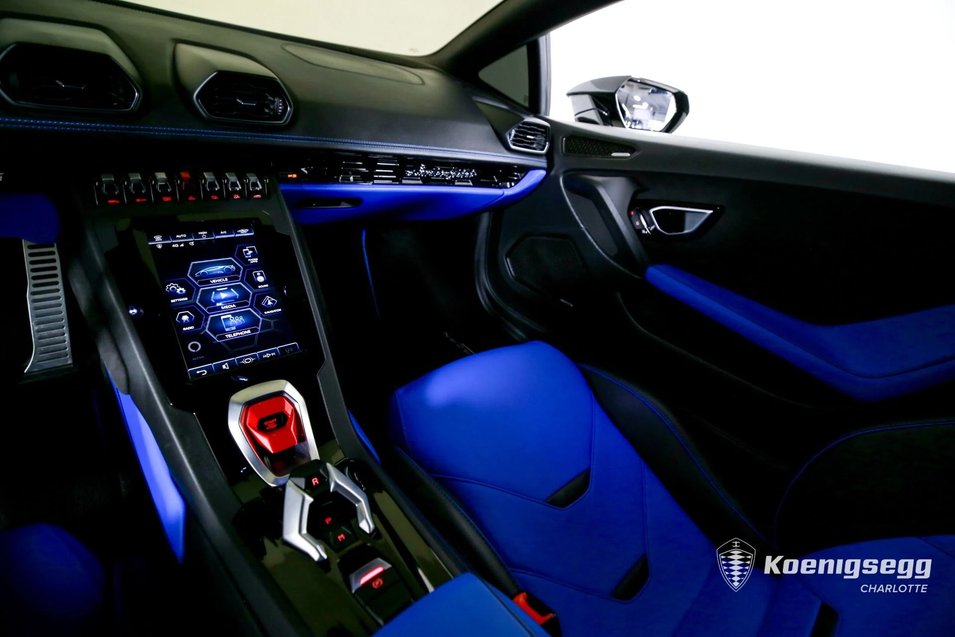 mph014_2067931565_Used_2021_Lamborghini_Huracan_EVO_1760975962_b2c0e78f98