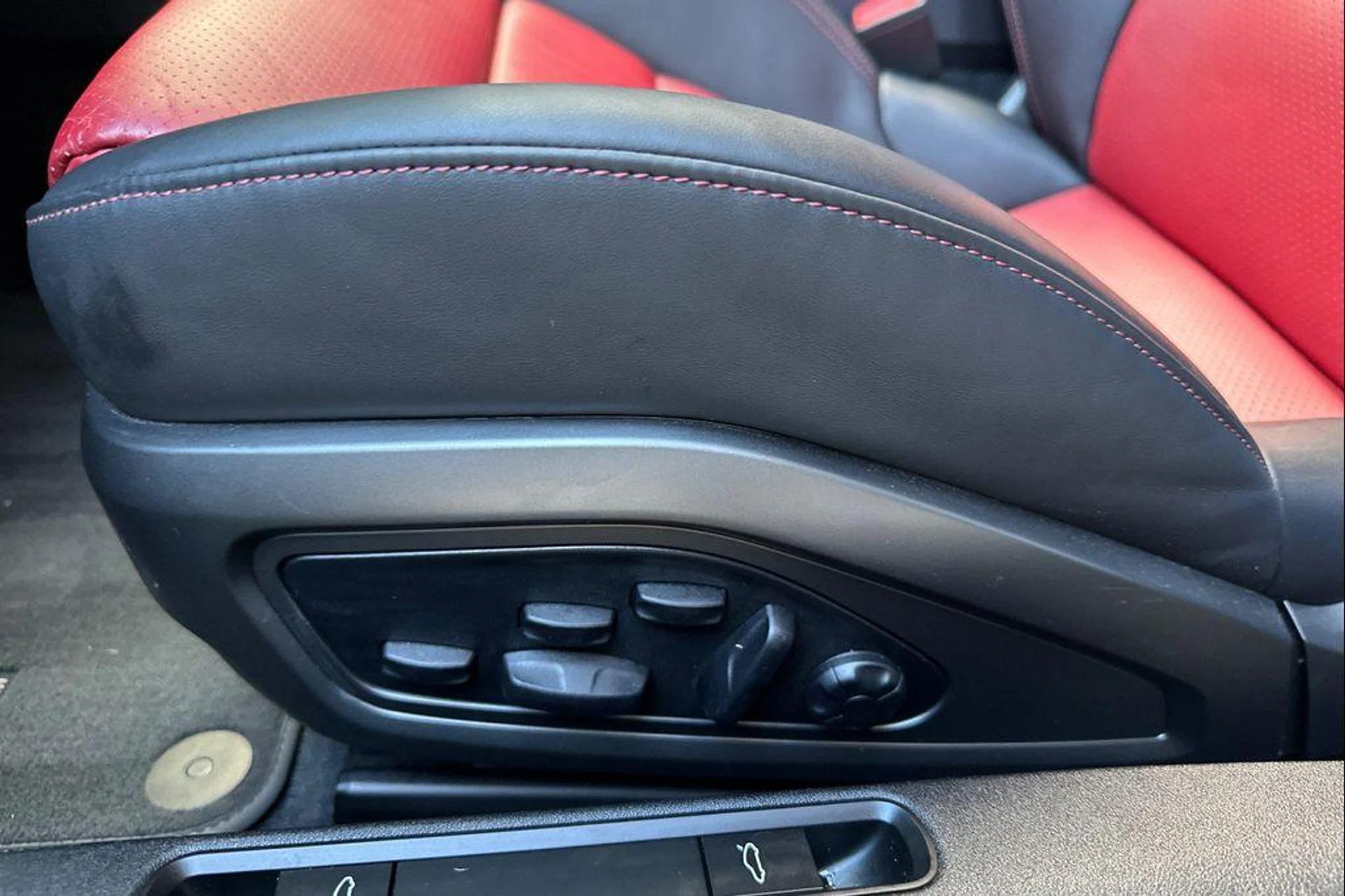 mph014_2068784516_Uu_YQ_Hb_EU_Su_Ina4v4_Fy_Da_Nw_Bq_JL_4_283d54cef2