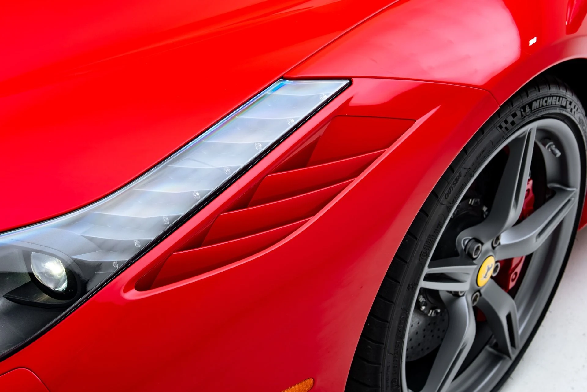 mph014_2069103503_Used_2015_Ferrari_458_Speciale_1777334454_d9243a836a