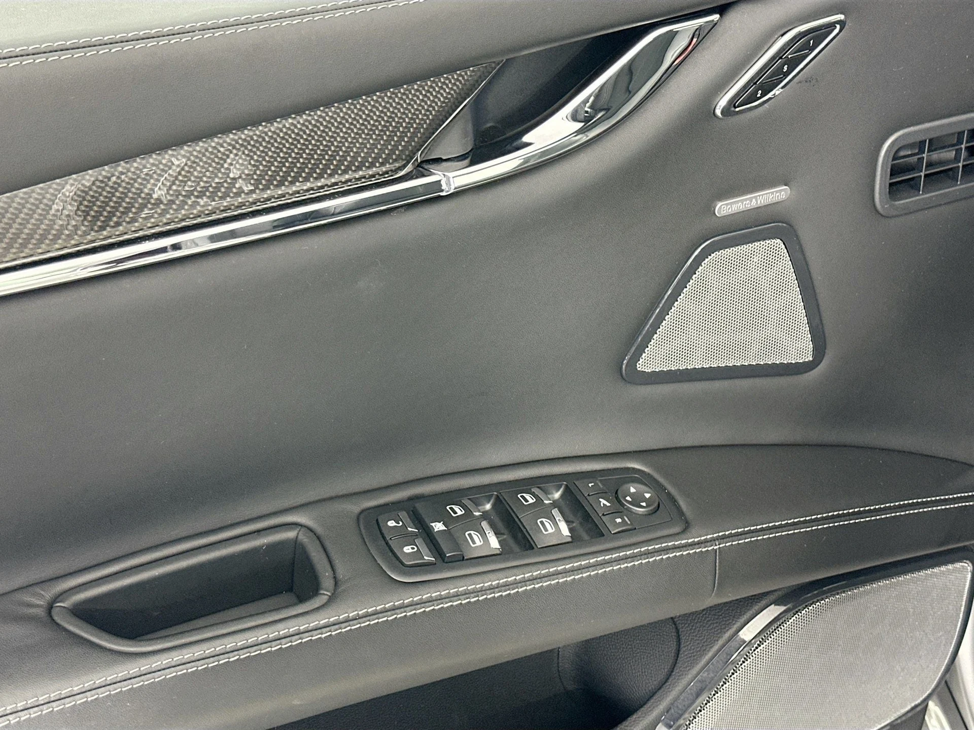 mph014_2071060013_15_ea54943614