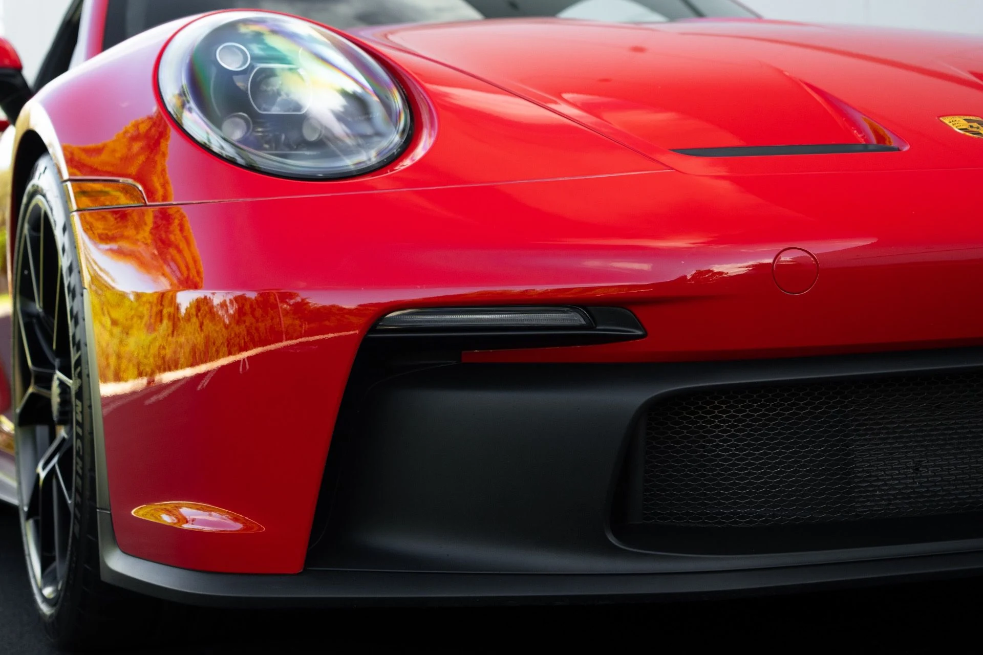 mph014_2073212839_Used_2022_Porsche_911_GT_3_1761761054_54c8f28a79