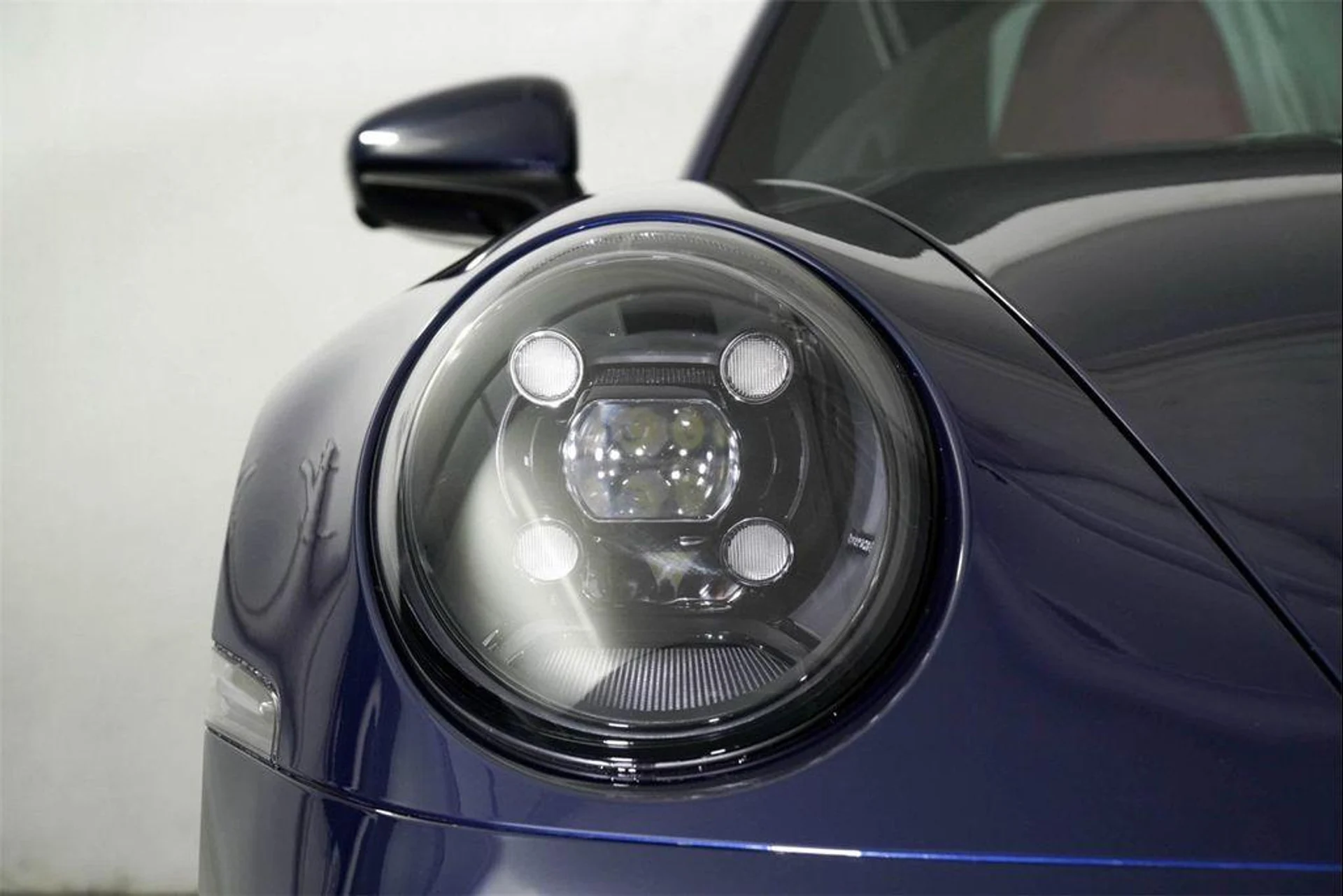 mph014_2073853085_I_Du_Oc_Ydajr_Ivo7_W9_Wa_P_V1_G_Ae0_d5c8fad26b