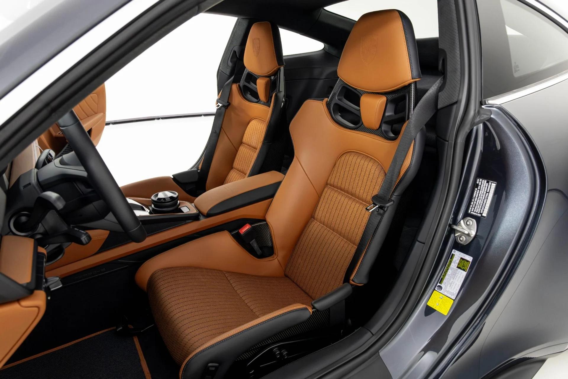mph014_20808046_Used_2024_Porsche_911_ST_1761006453_119184d179