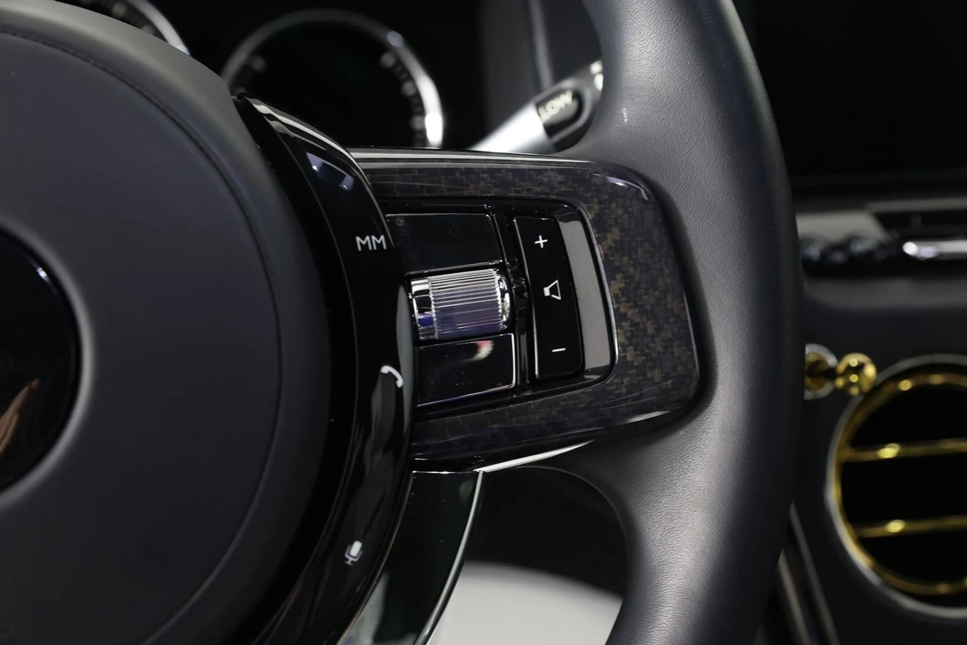 mph014_2082714747_a75b84800a0063d9085a35a6d65ebad3_863cf86cd4