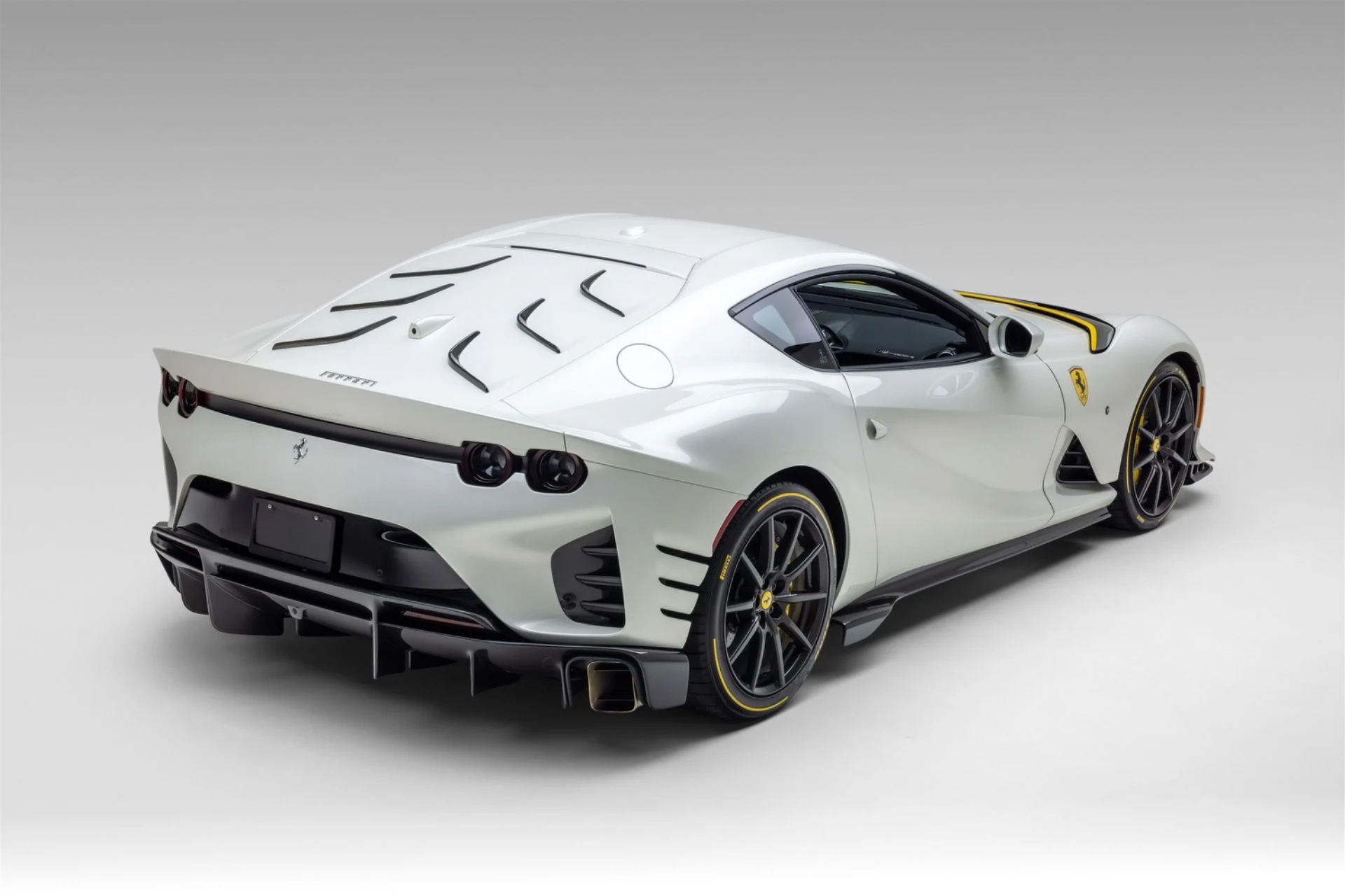 mph014_2094281342_13030_p15_l_14f090d984