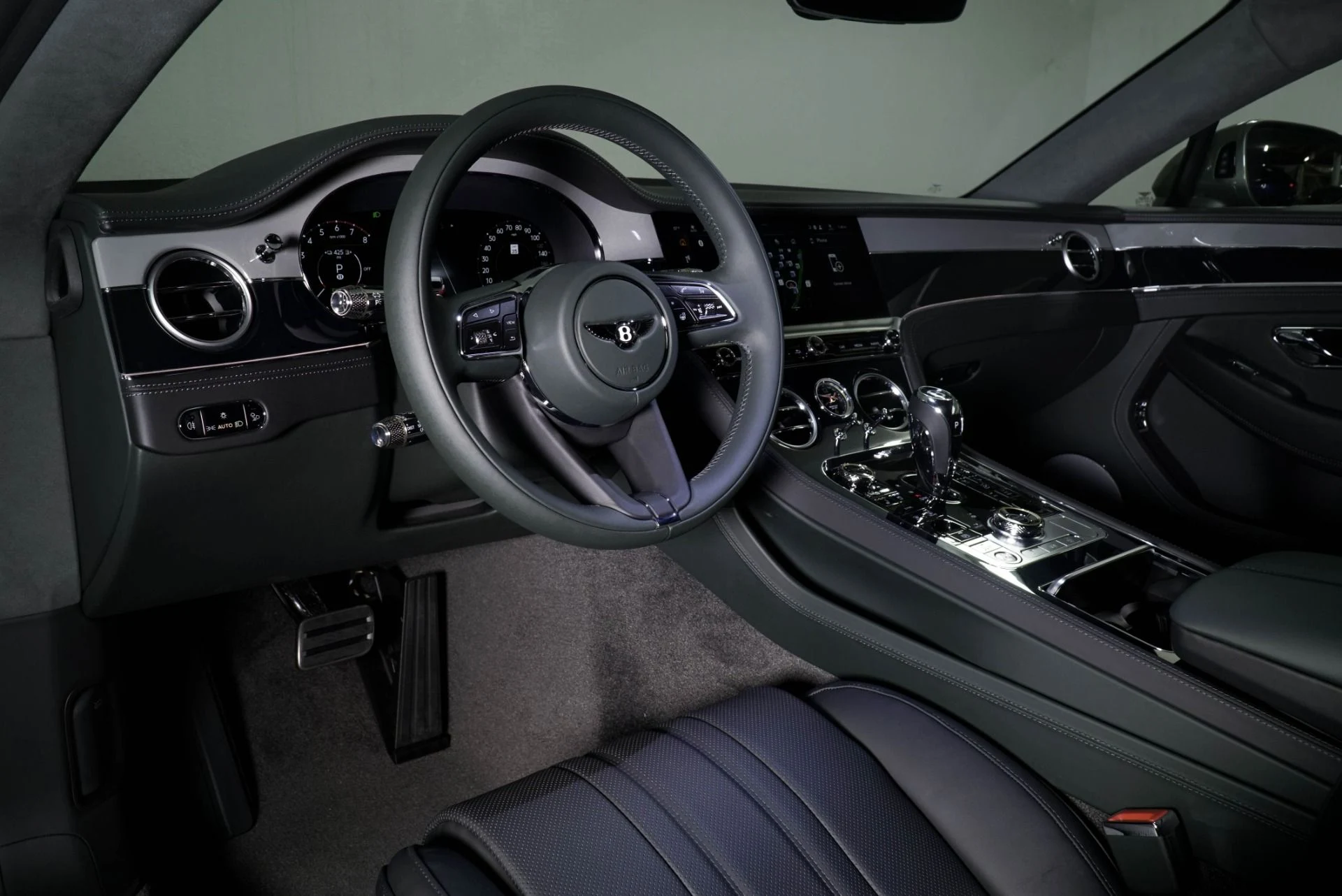 mph014_2101351901_New_2026_Bentley_Continental_GT_1765560947_212ee4c2d9