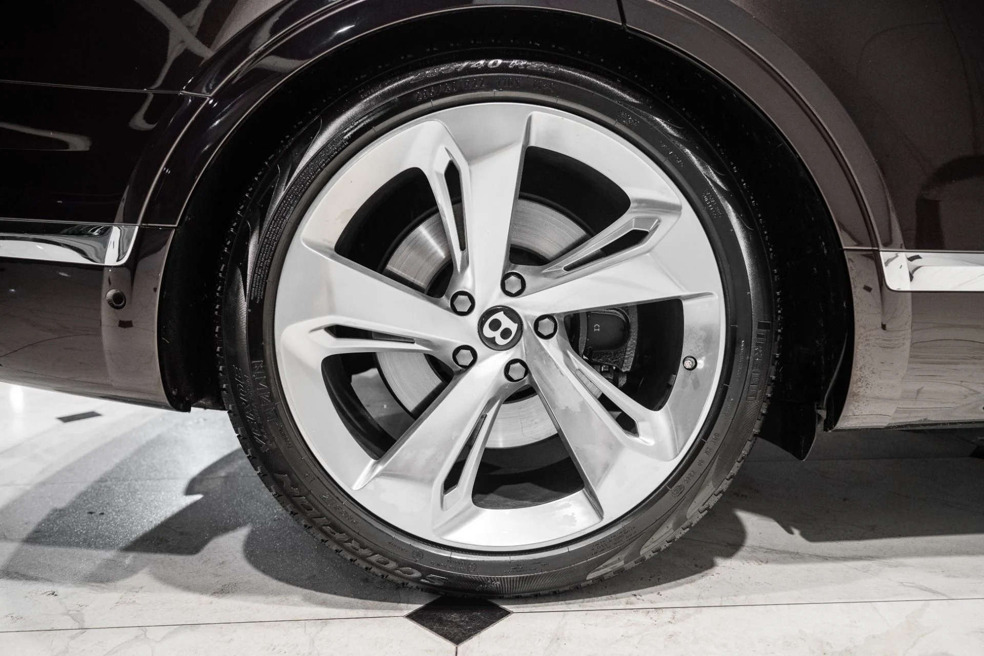 mph014_2101512422_Used_2017_Bentley_Bentayga_W12_1791218079_718ef4c2d9