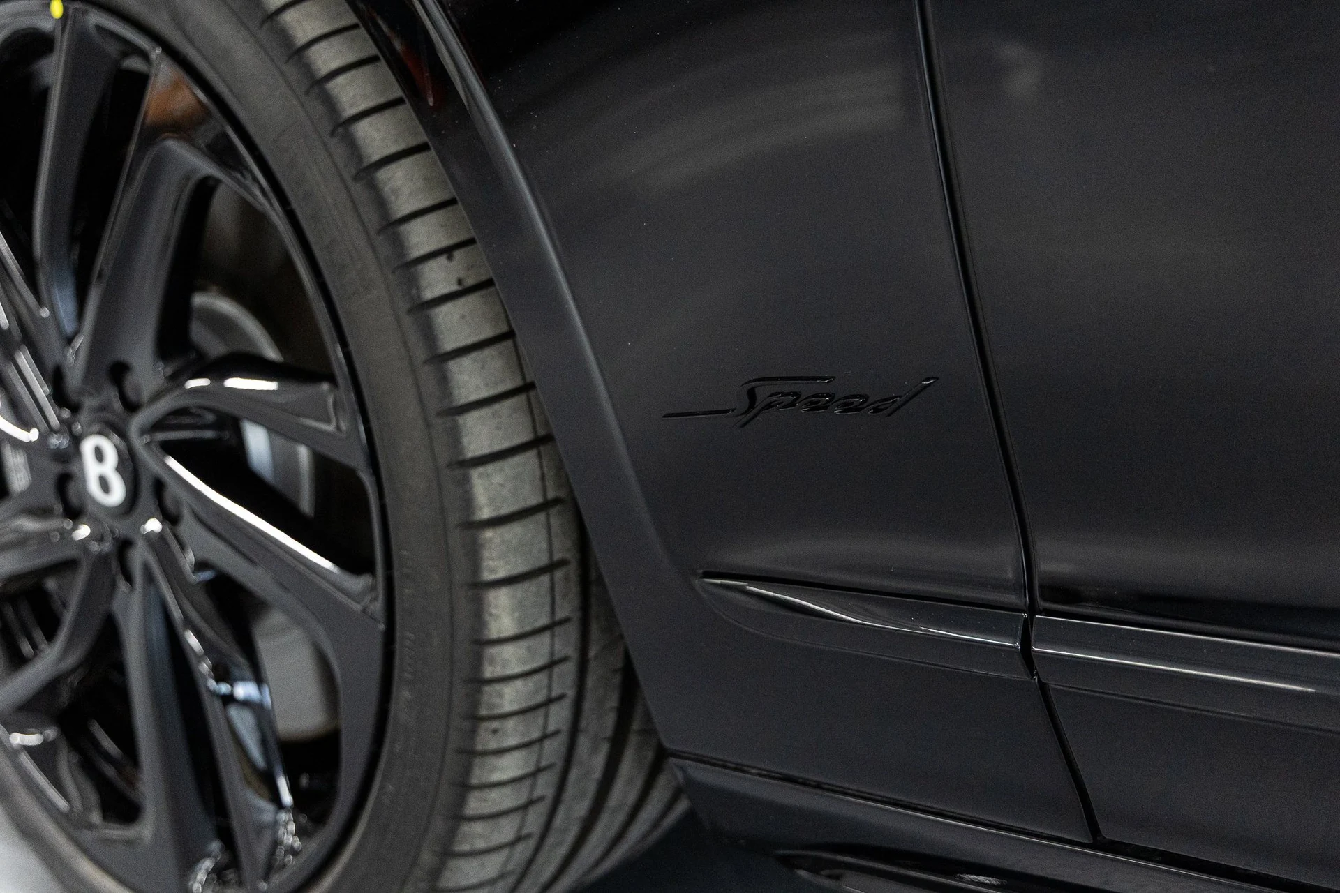 mph014_2102872424_cf8b6602505859673de0e718768a3191x_89f5e77d78